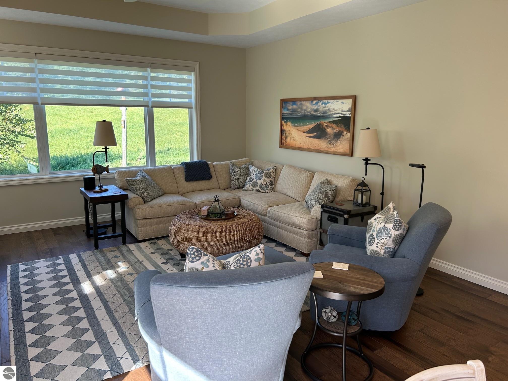2641 Club Court