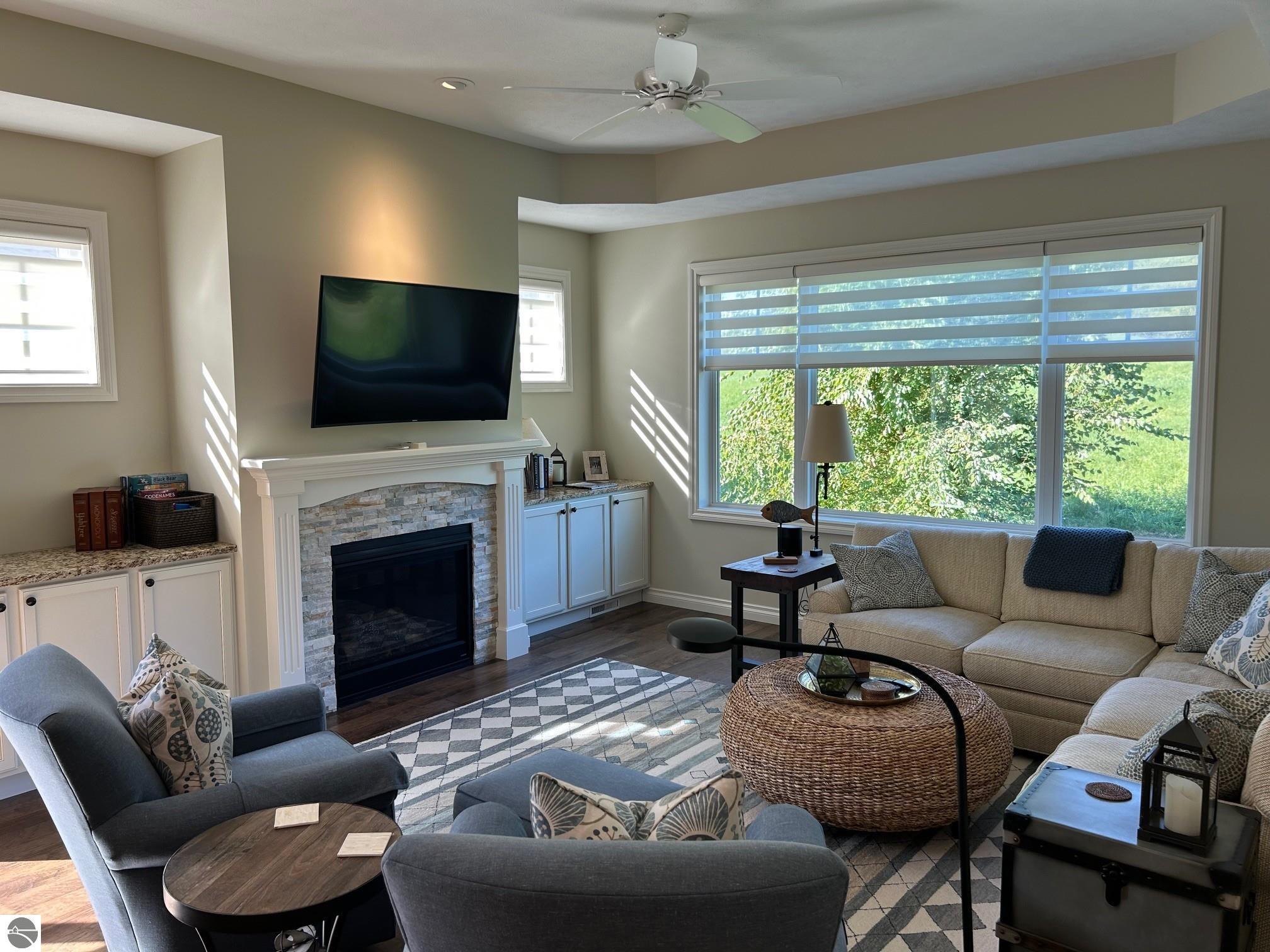 2641 Club Court