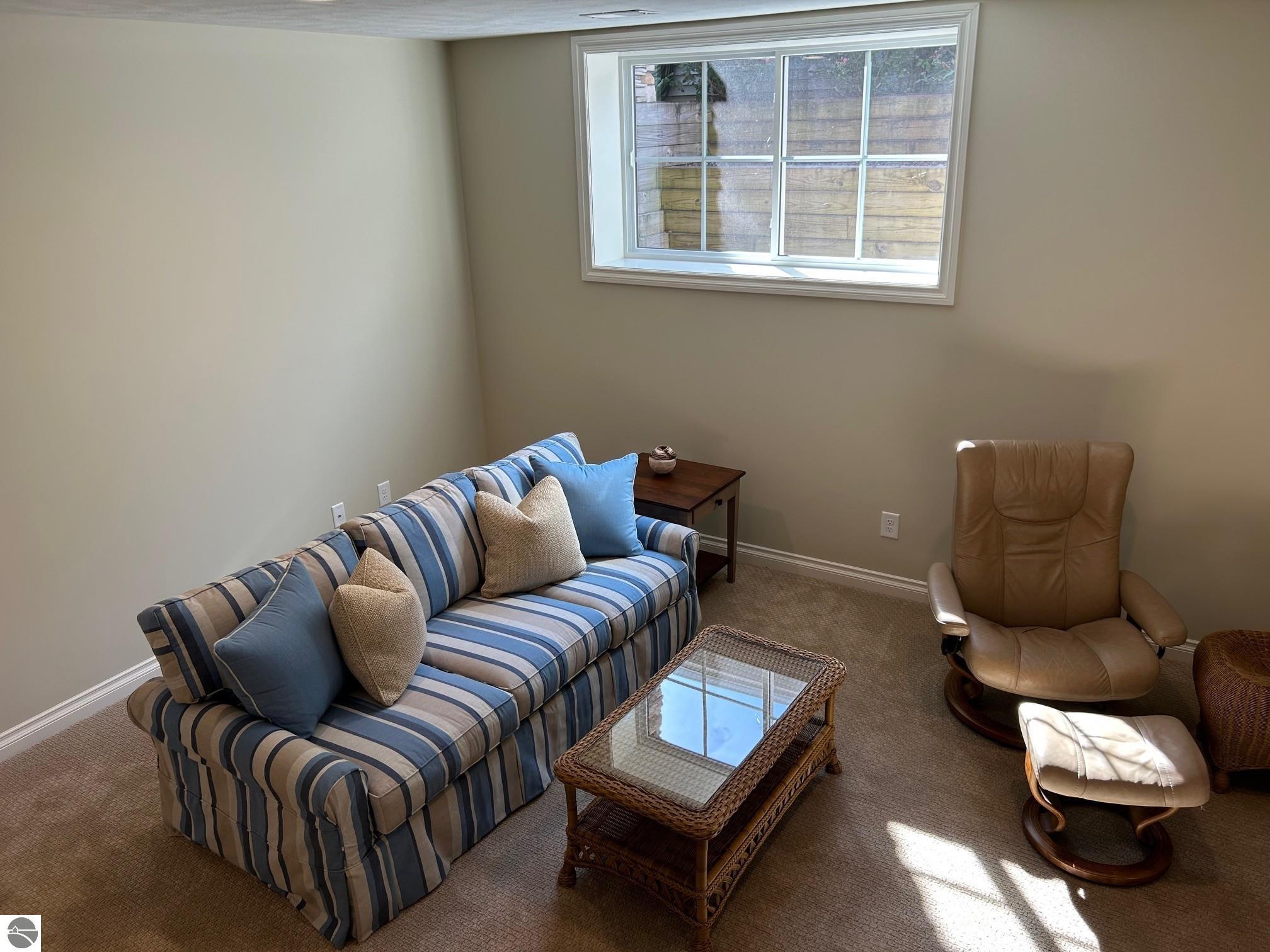 2641 Club Court