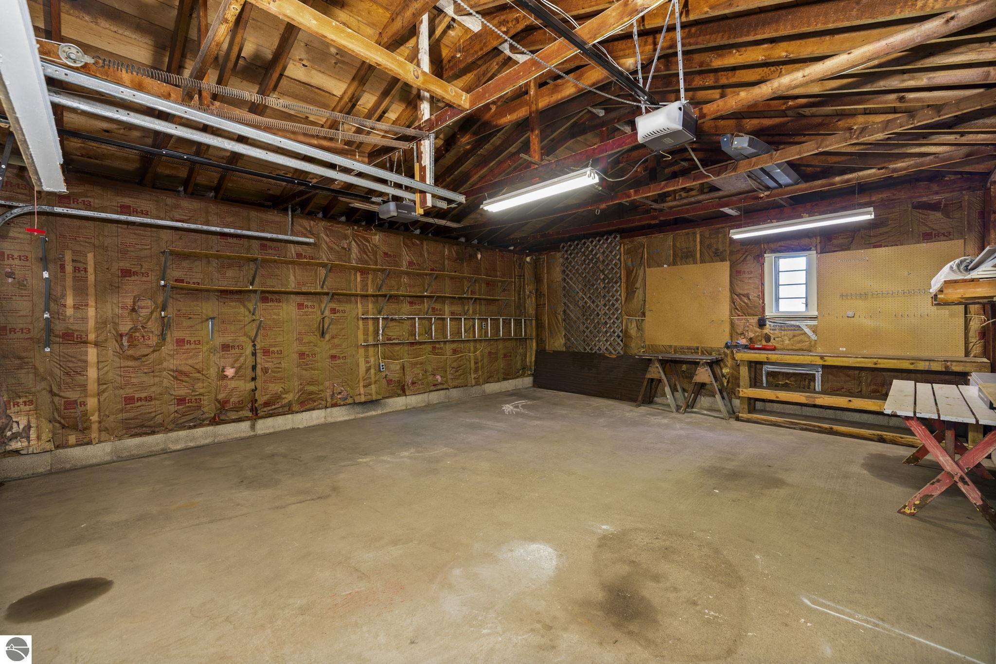 2128 Laura Drive