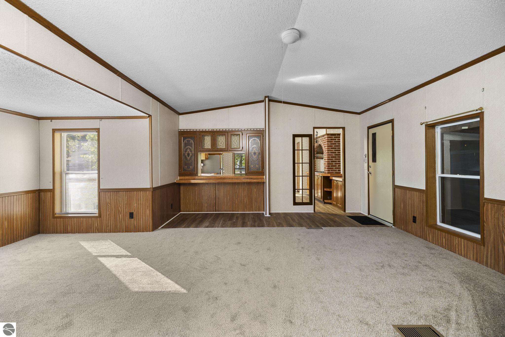 2128 Laura Drive