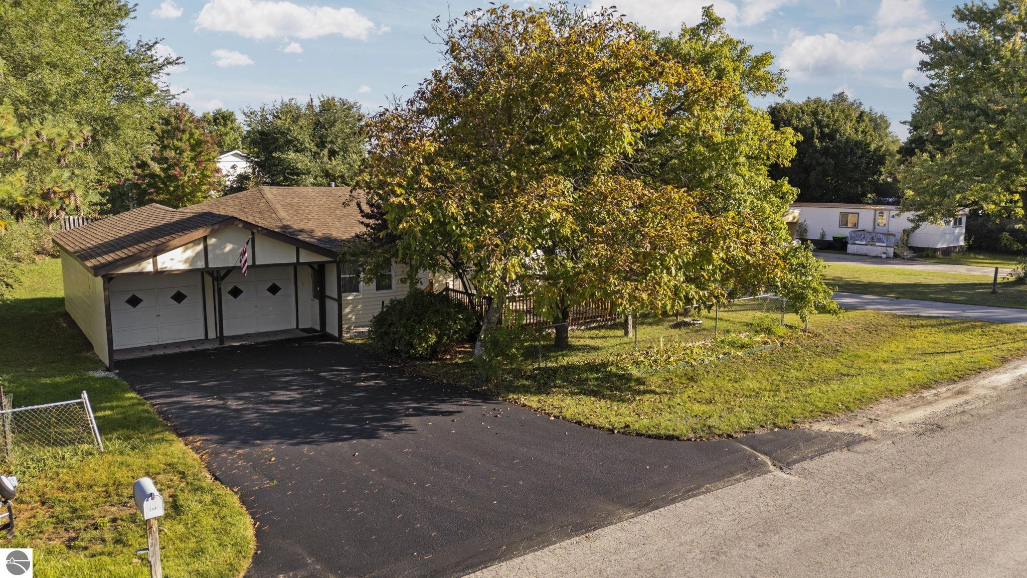 2128 Laura Drive