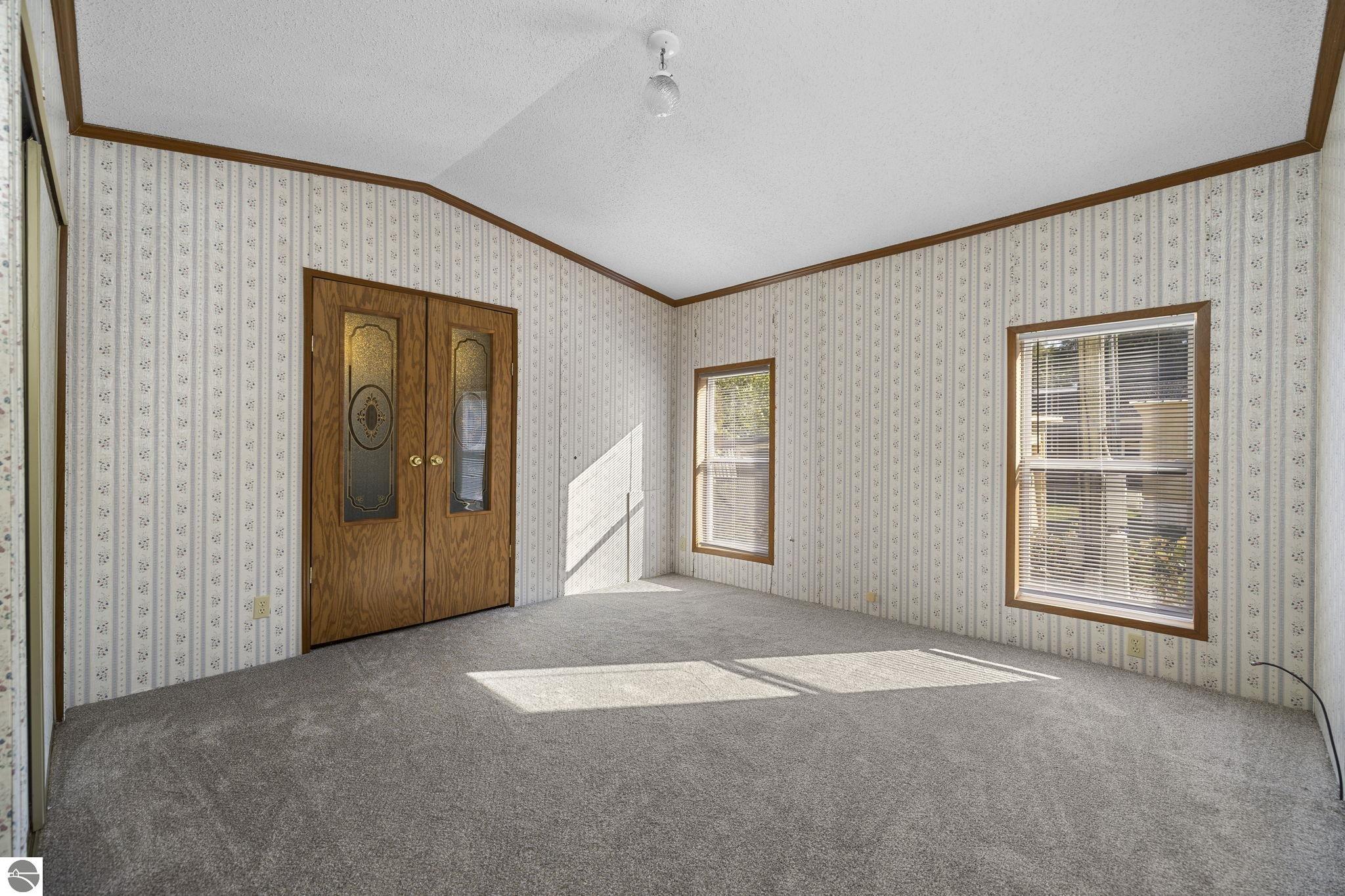 2128 Laura Drive