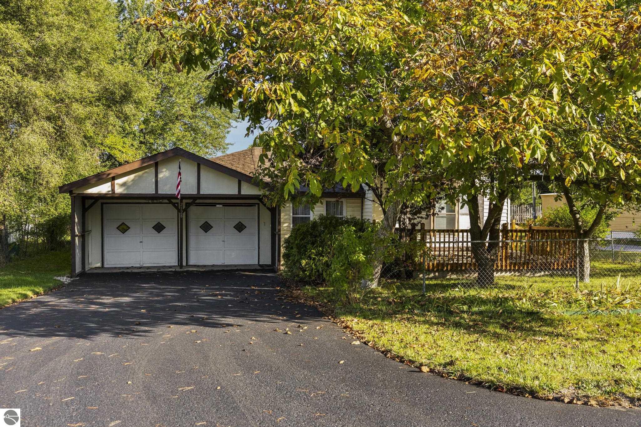 2128 Laura Drive