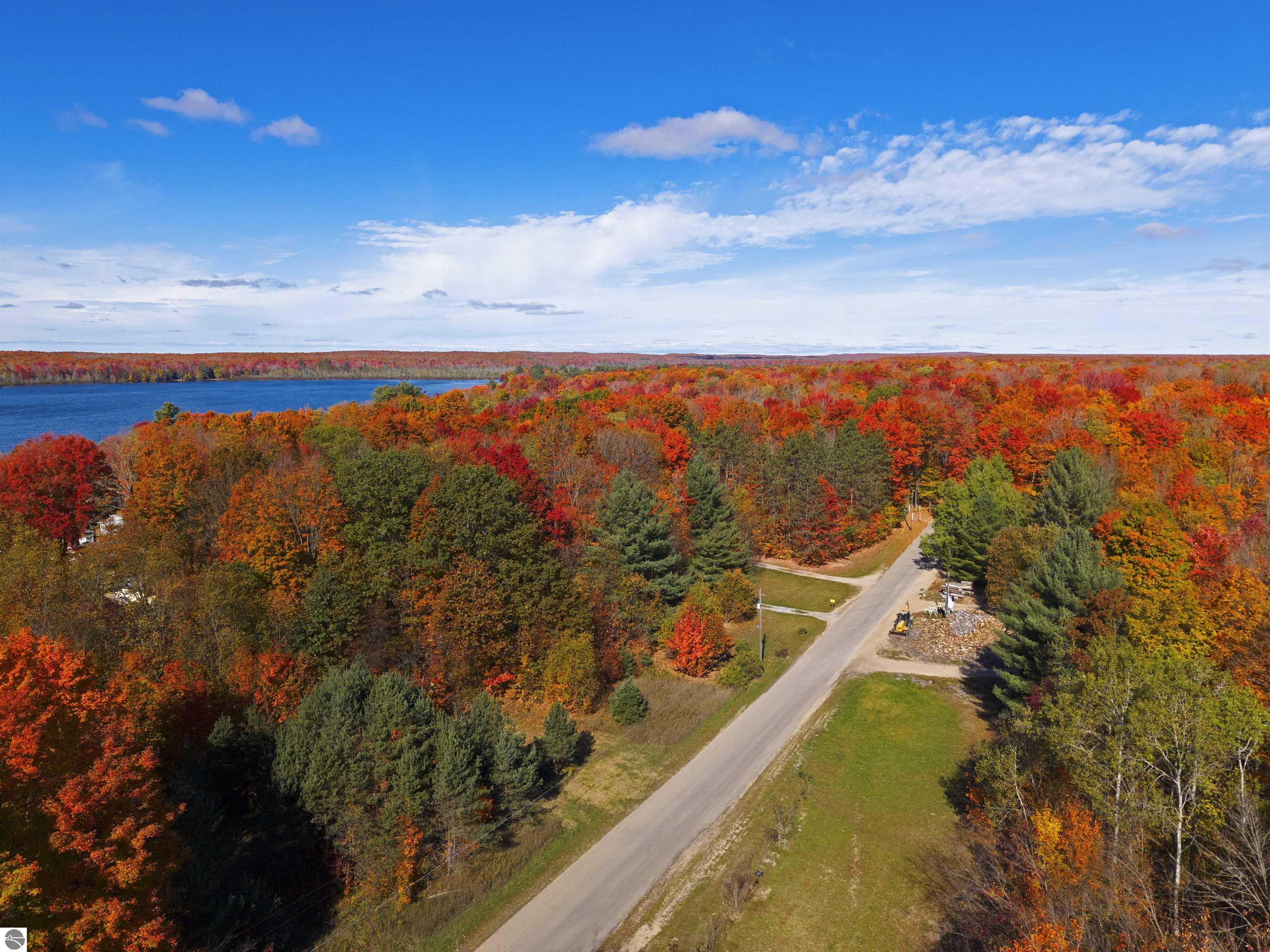 5038 NE East Shore Drive