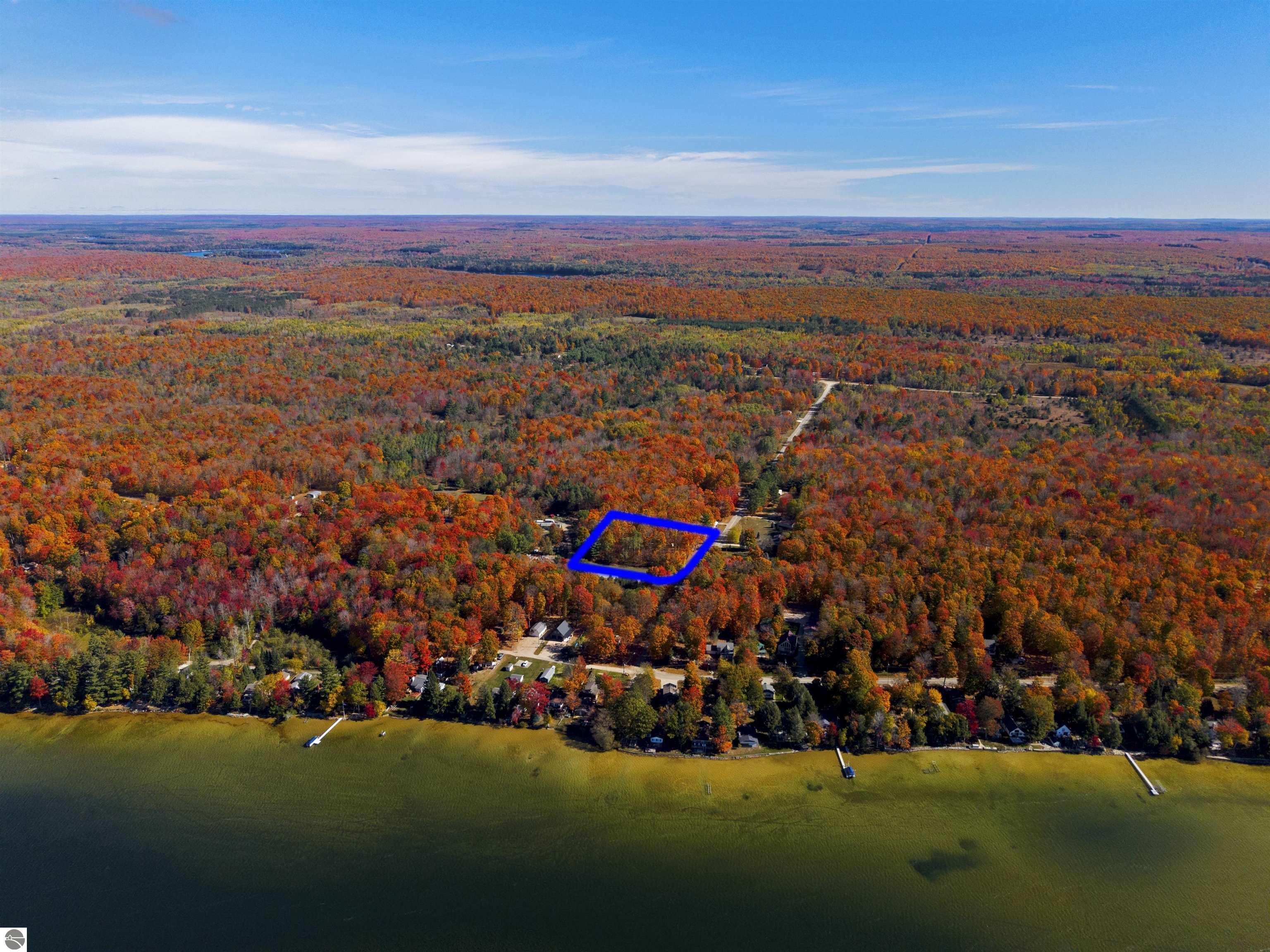 5038 NE East Shore Drive