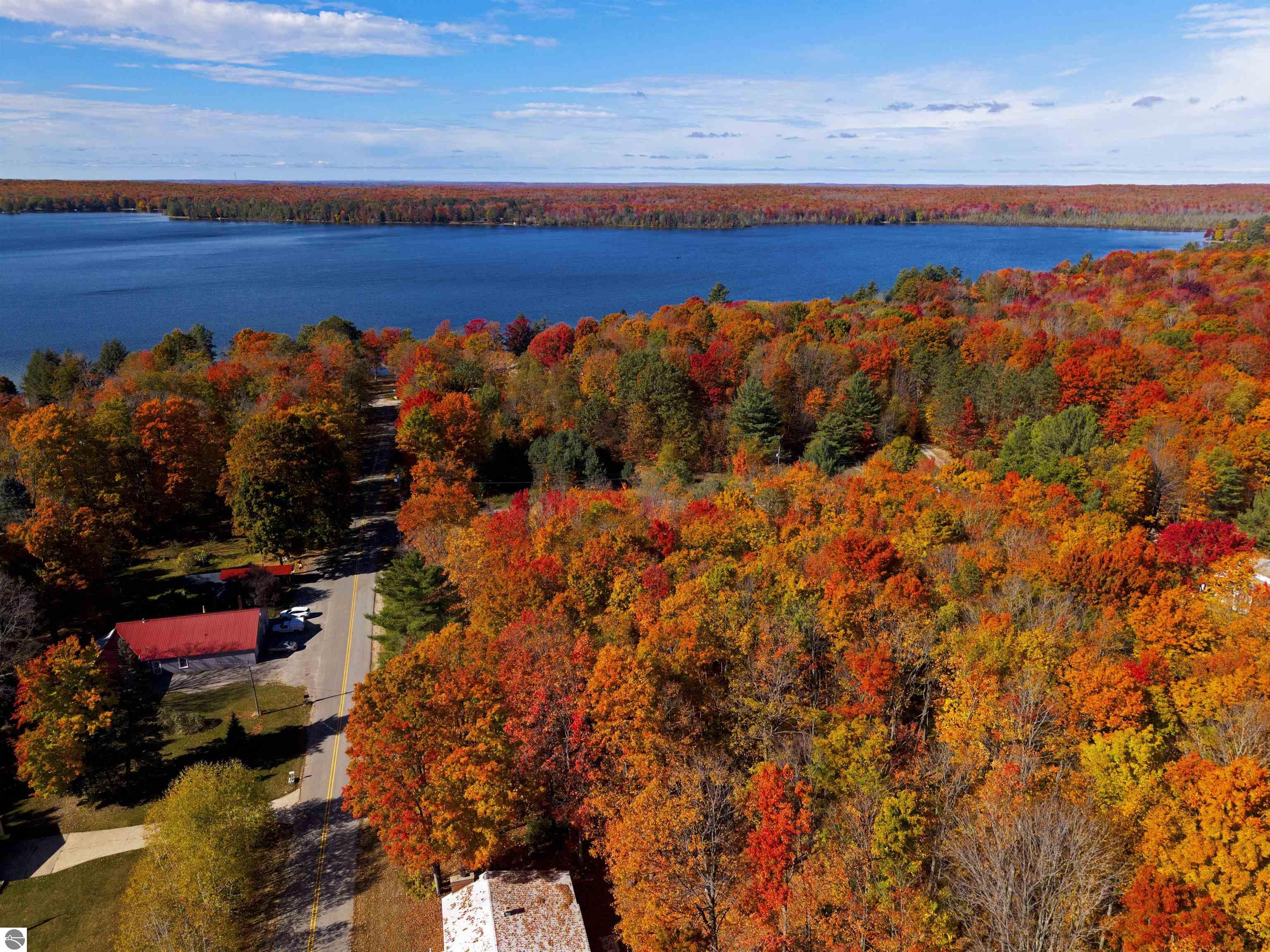 5038 NE East Shore Drive