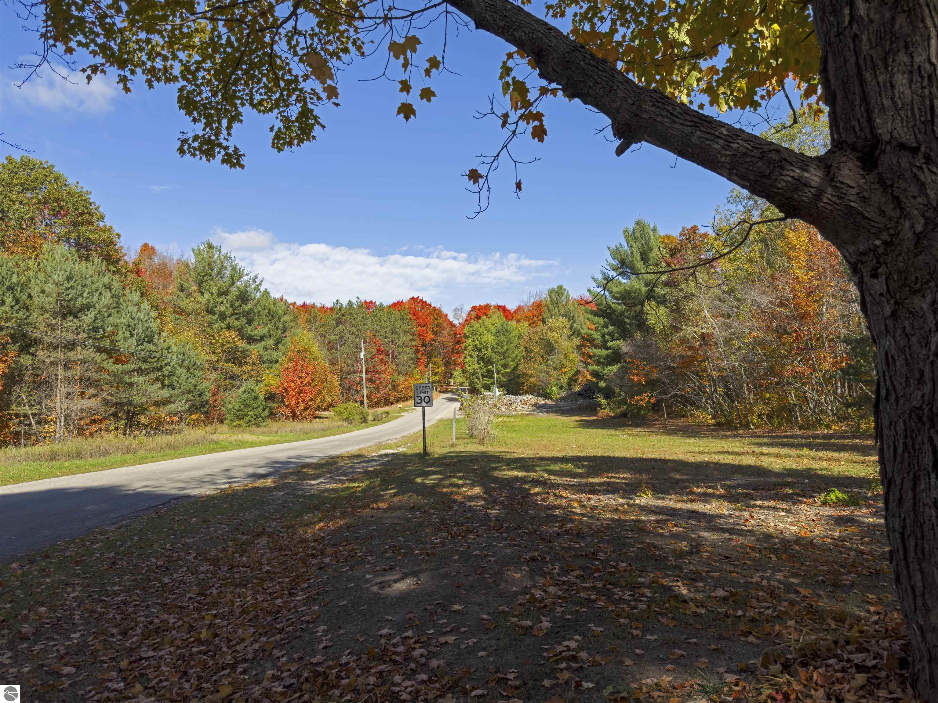 5038 NE East Shore Drive