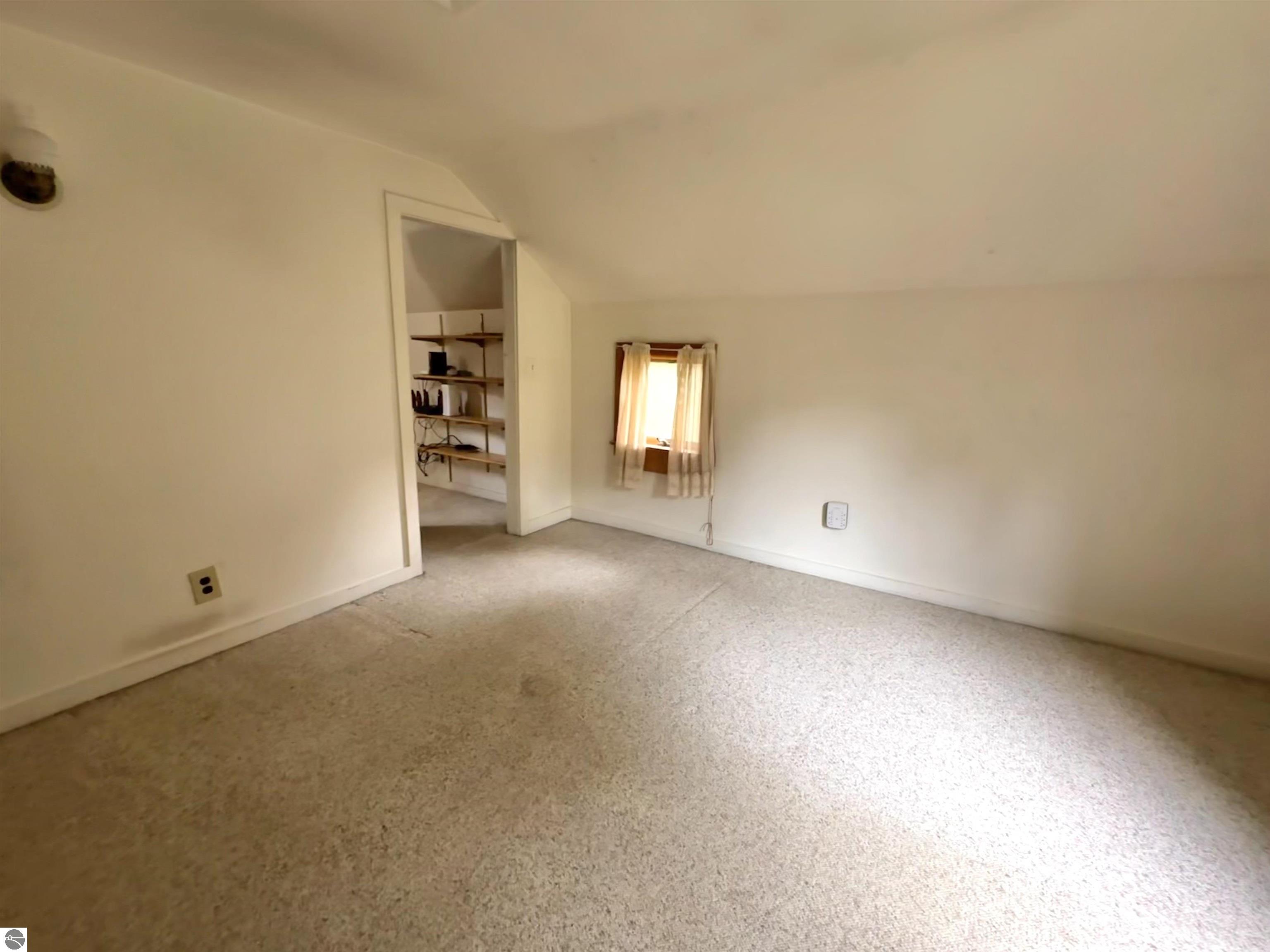 9067 E Lincoln Road