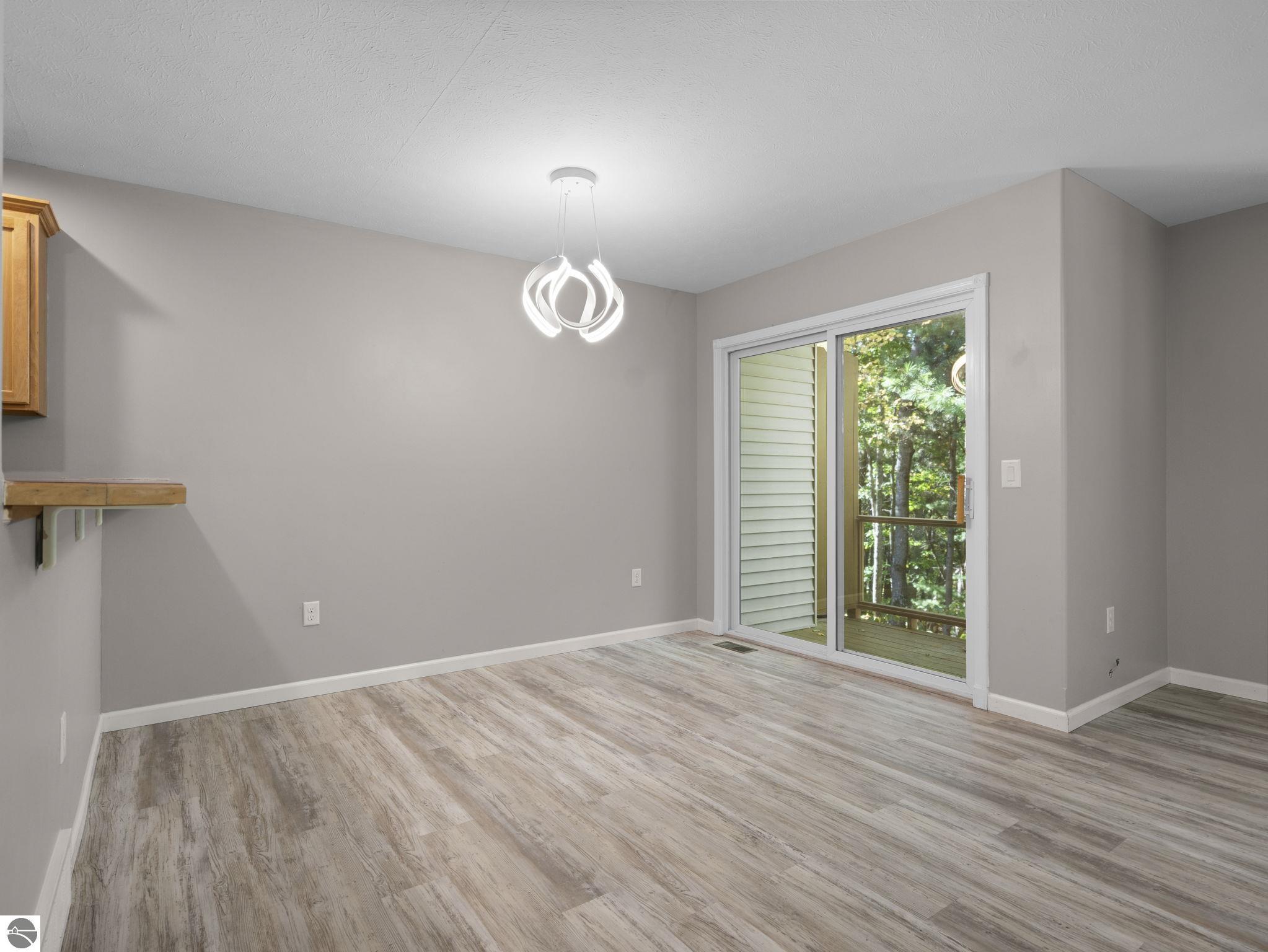 4033 Sherwood Forest Drive