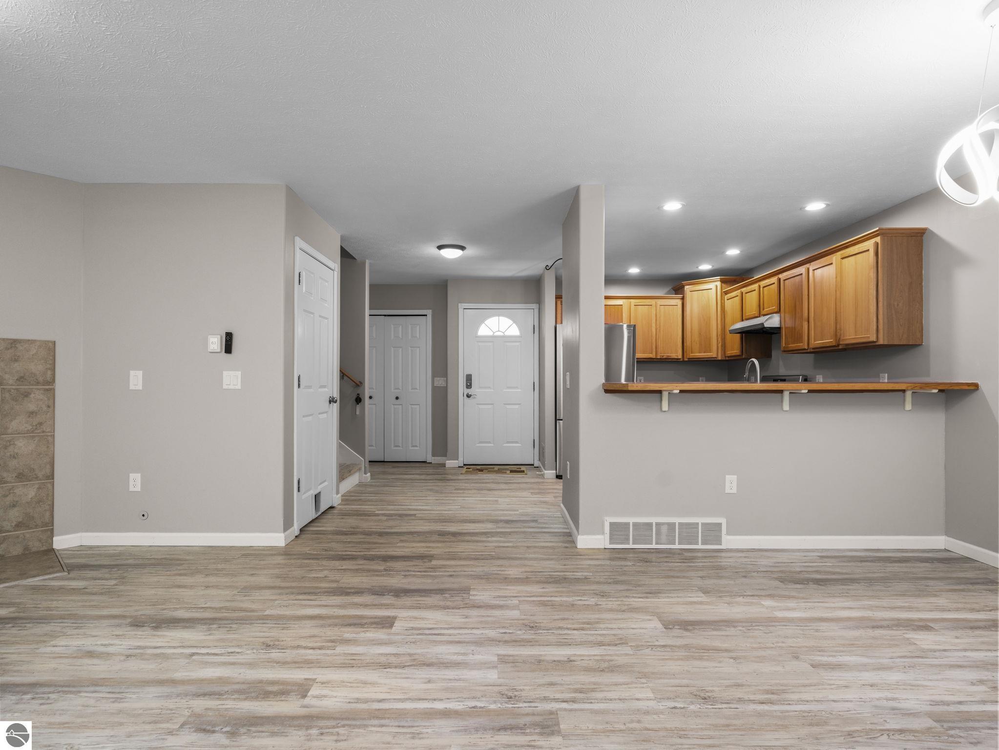 4033 Sherwood Forest Drive