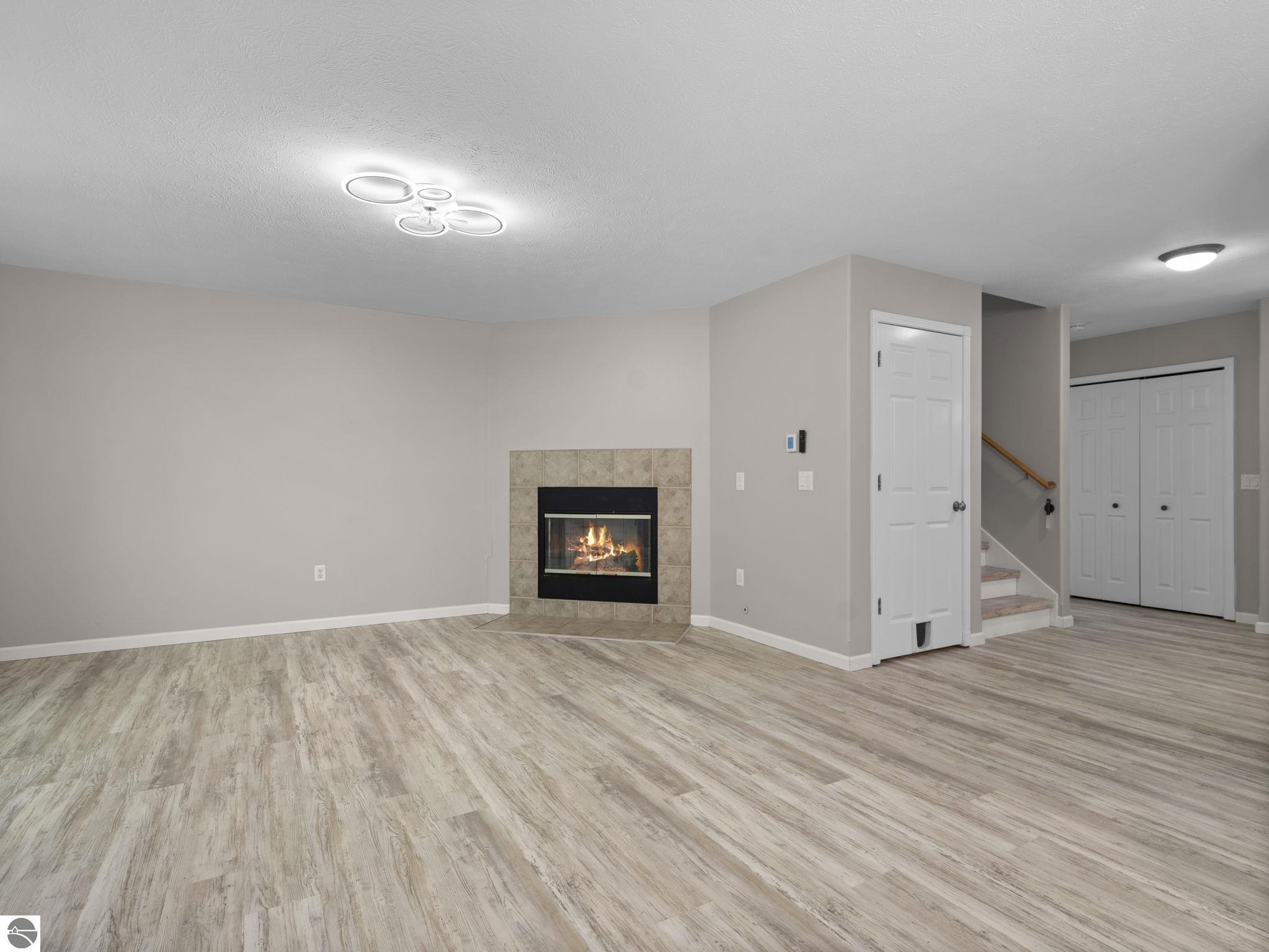 4033 Sherwood Forest Drive