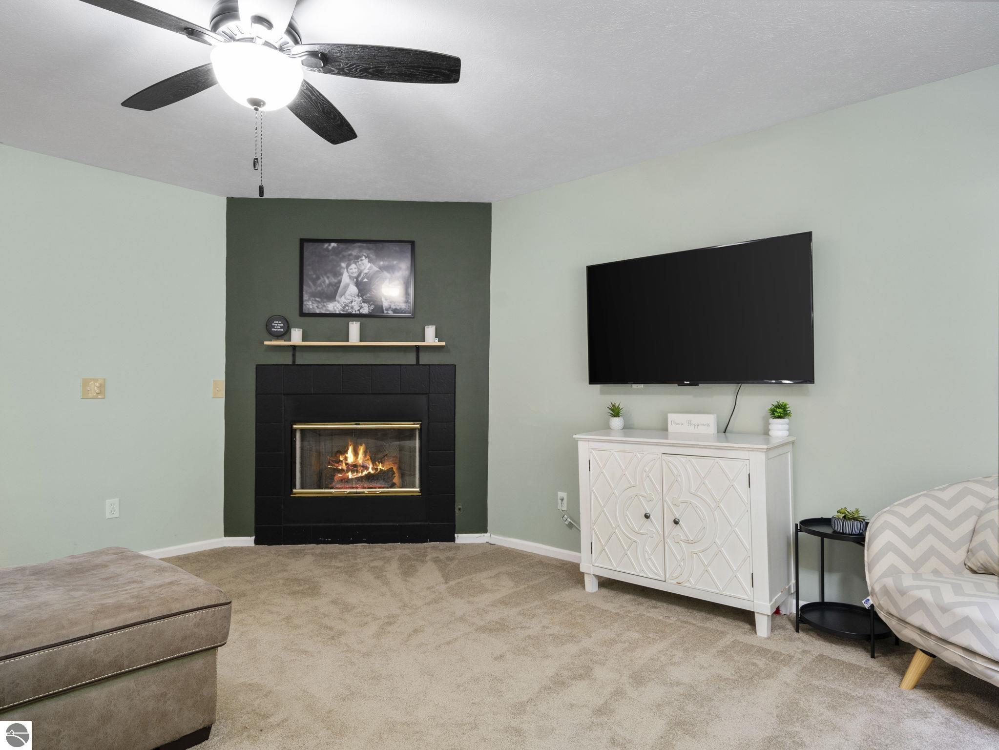 3948 Sherwood Forest Drive
