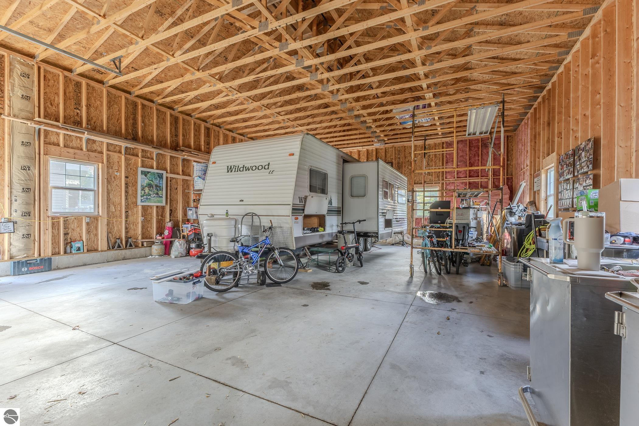 3093 Horseshoe Drive