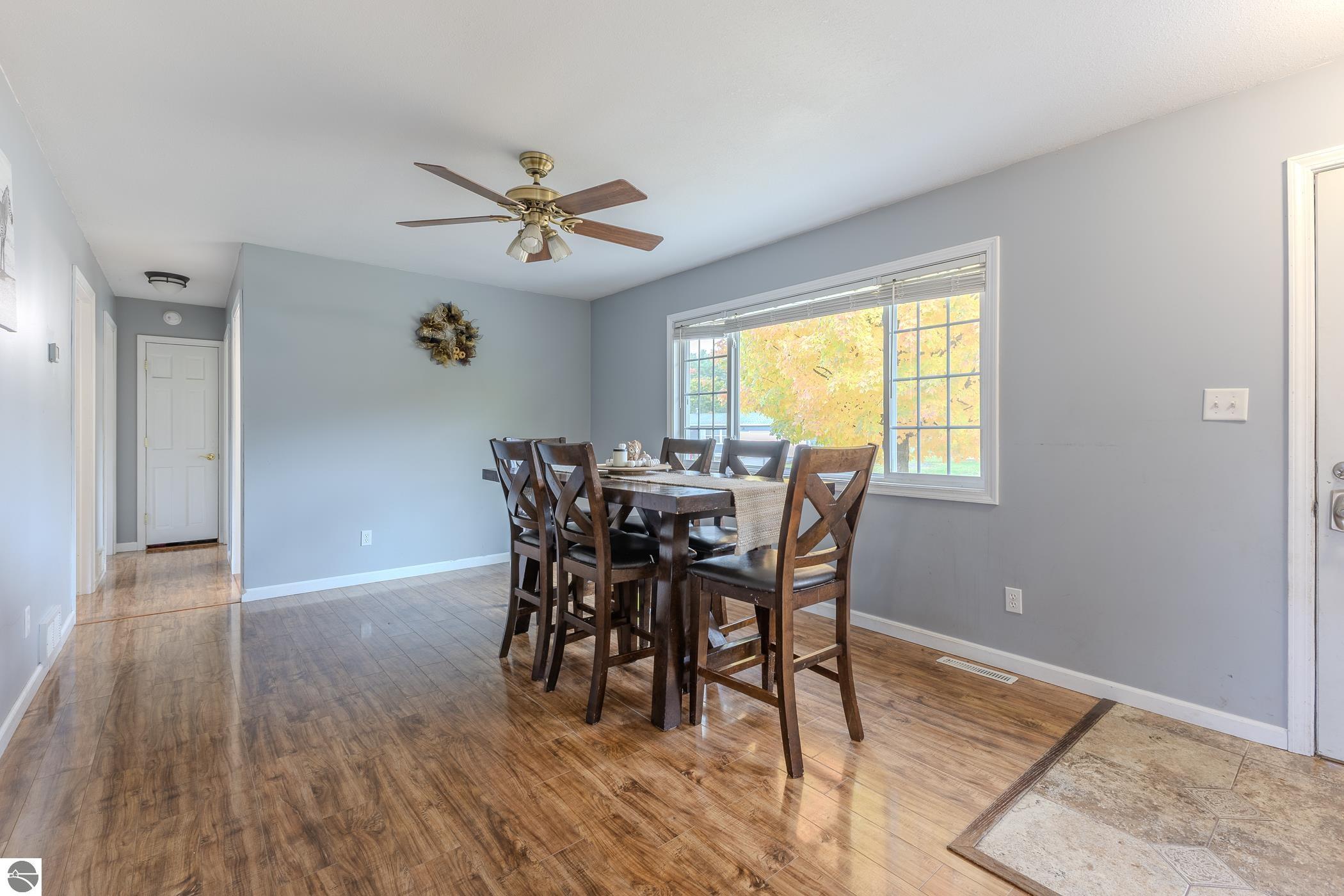 3093 Horseshoe Drive