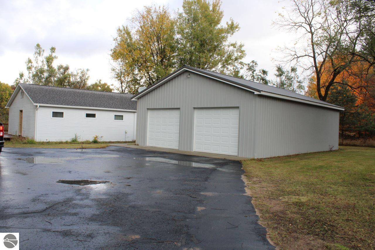 7348 NW Kellogg Road