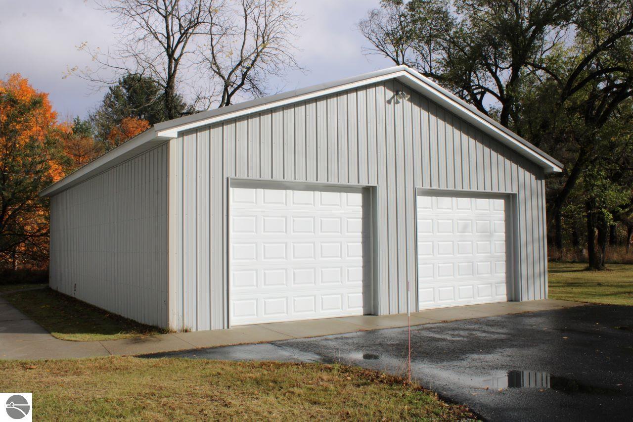 7348 NW Kellogg Road