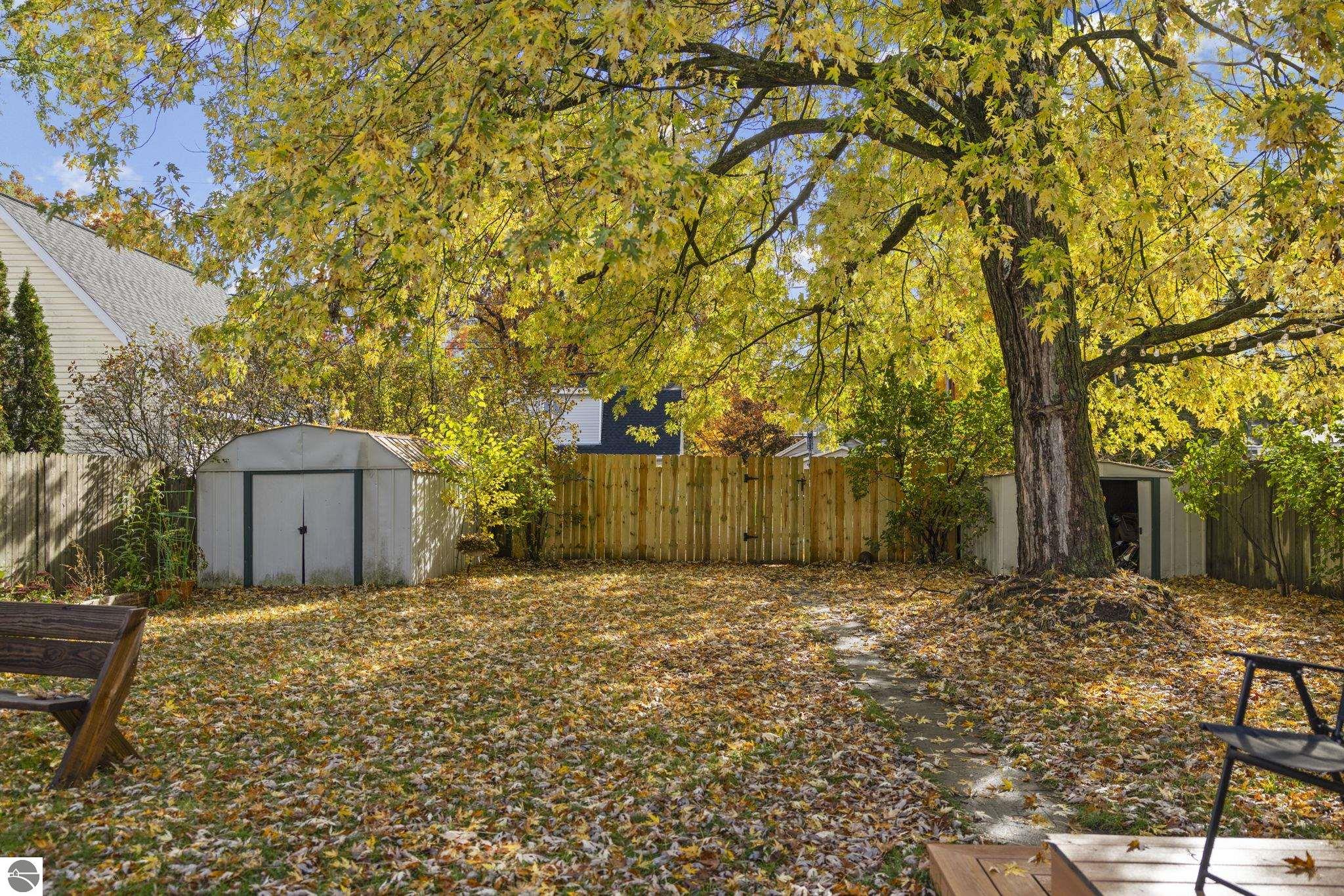 221 W Fifteenth Street