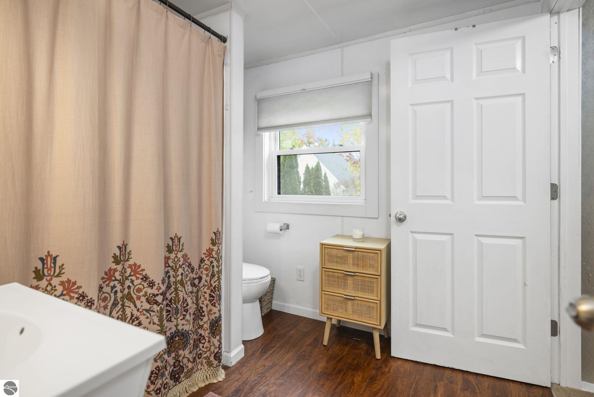 221 W Fifteenth Street