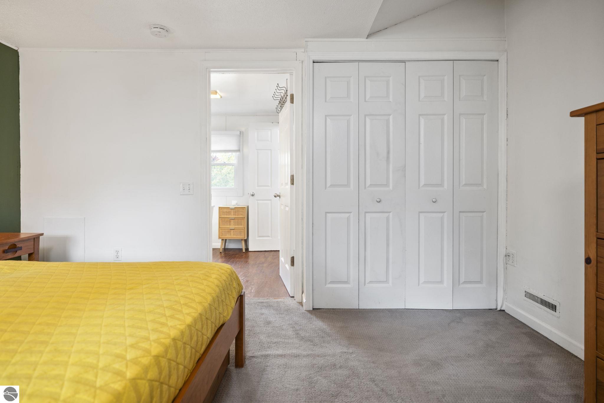 221 W Fifteenth Street