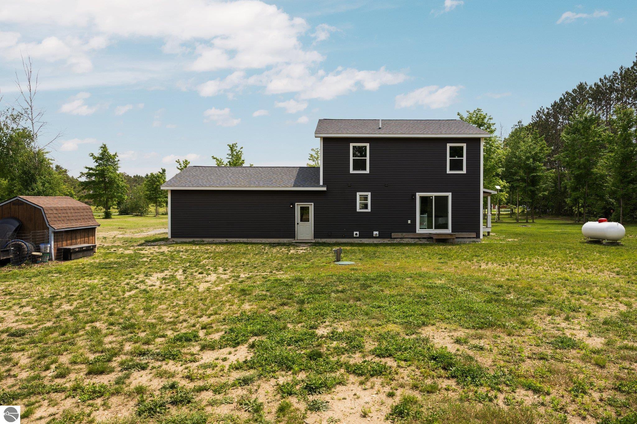 6330 Lund Road, Sw