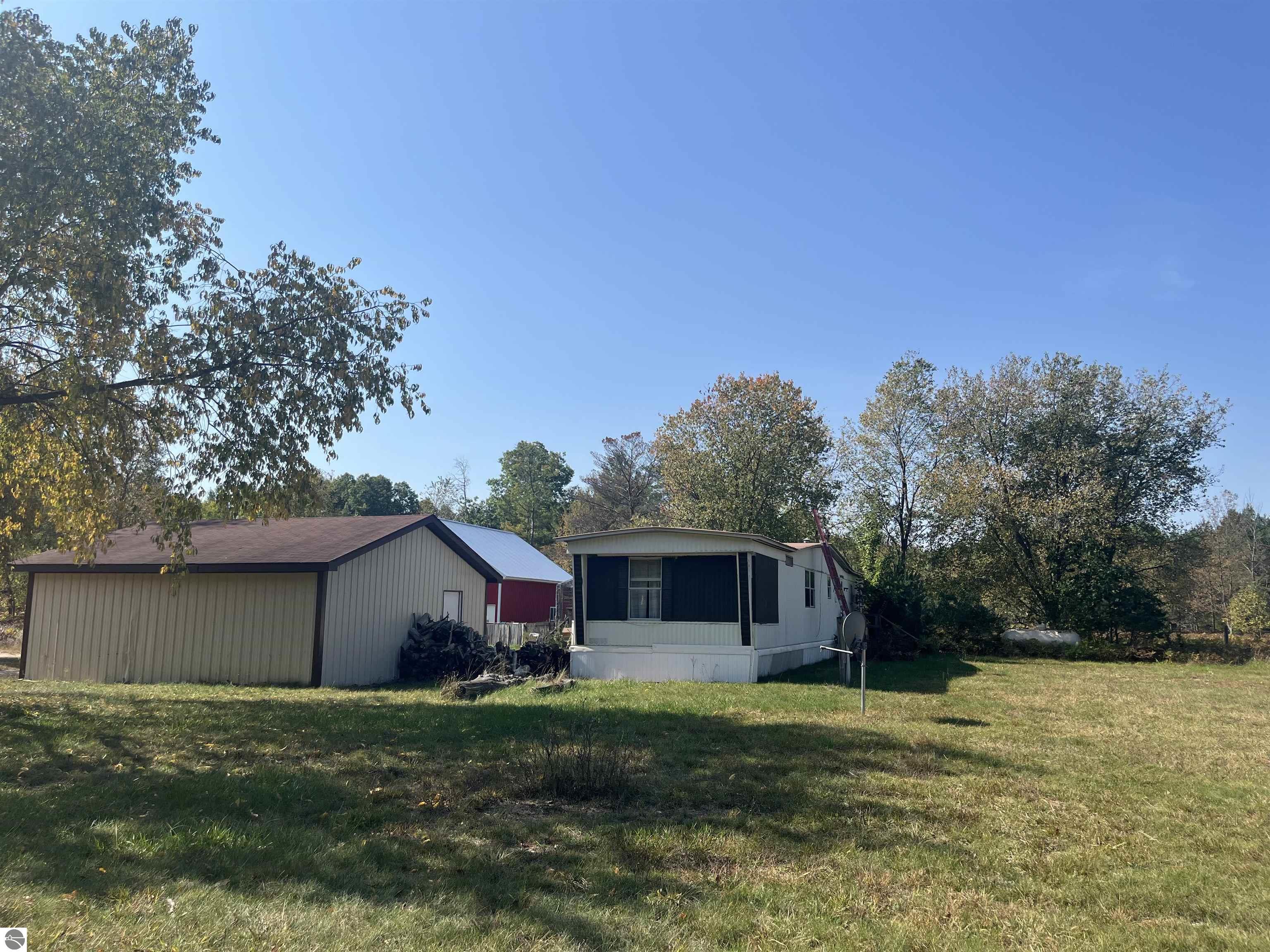2800 Bonfire Trail