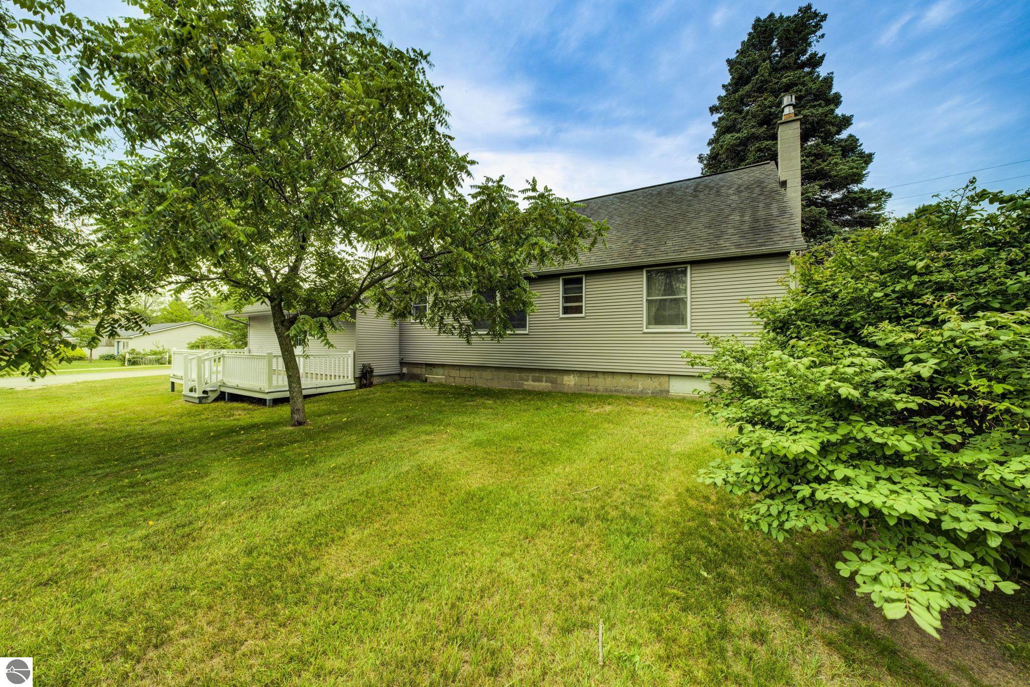 624 Fenton Street
