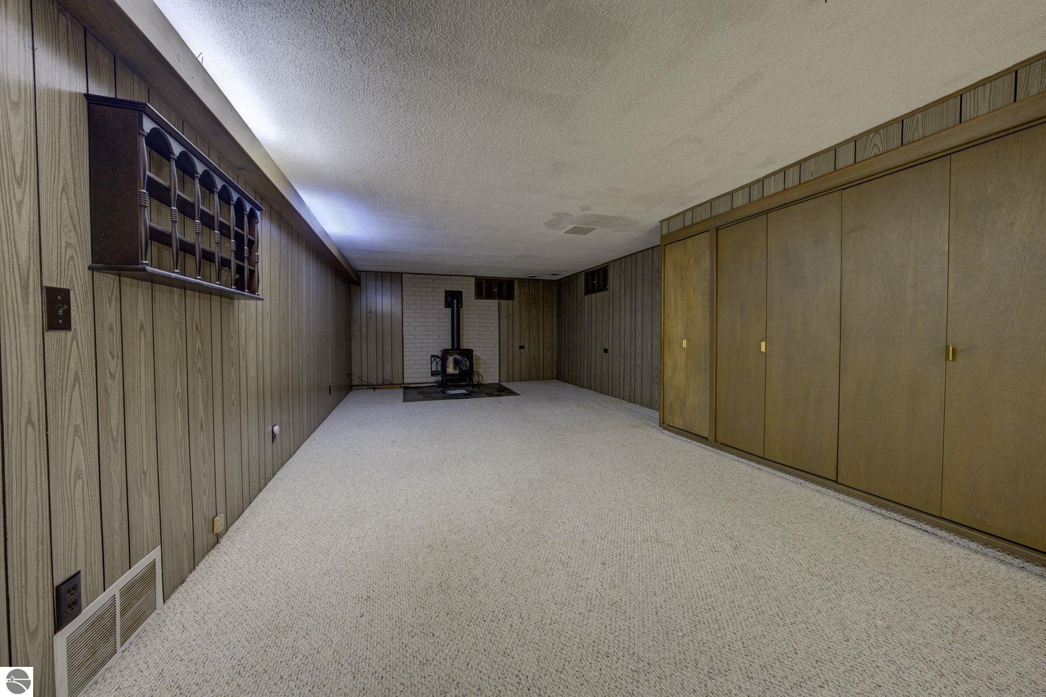 624 Fenton Street