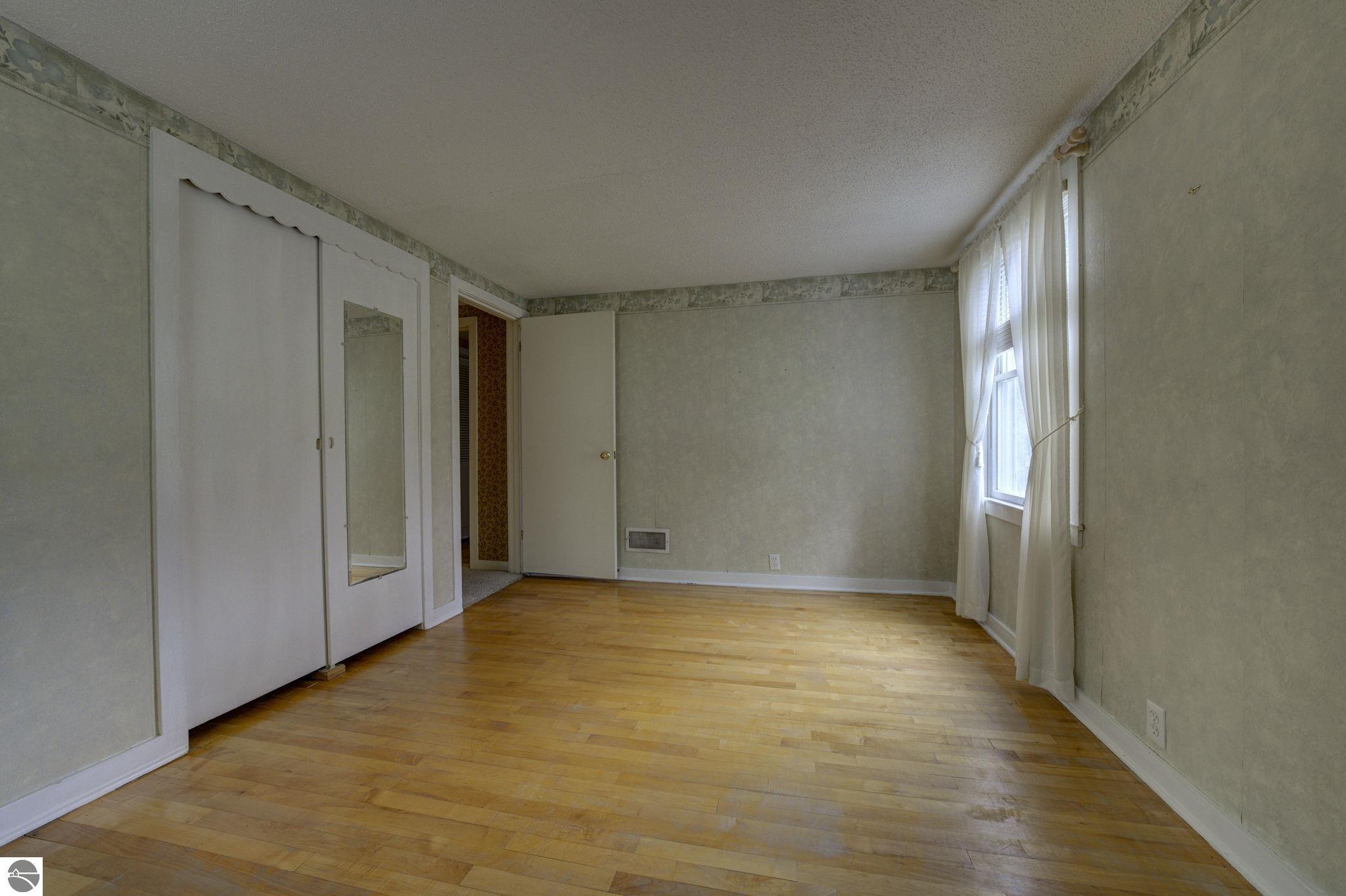 624 Fenton Street