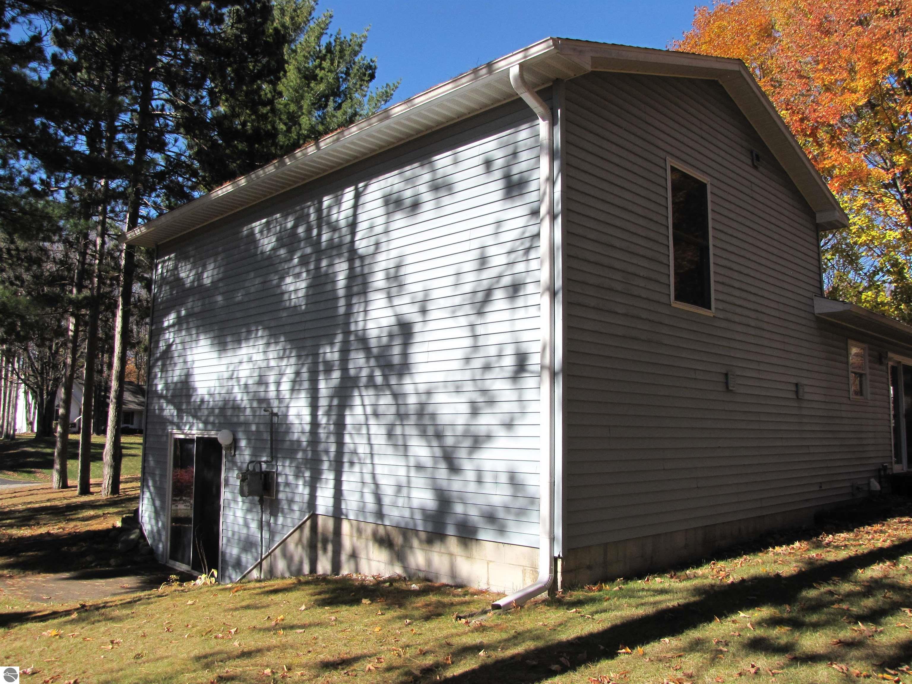 467 Eden Street