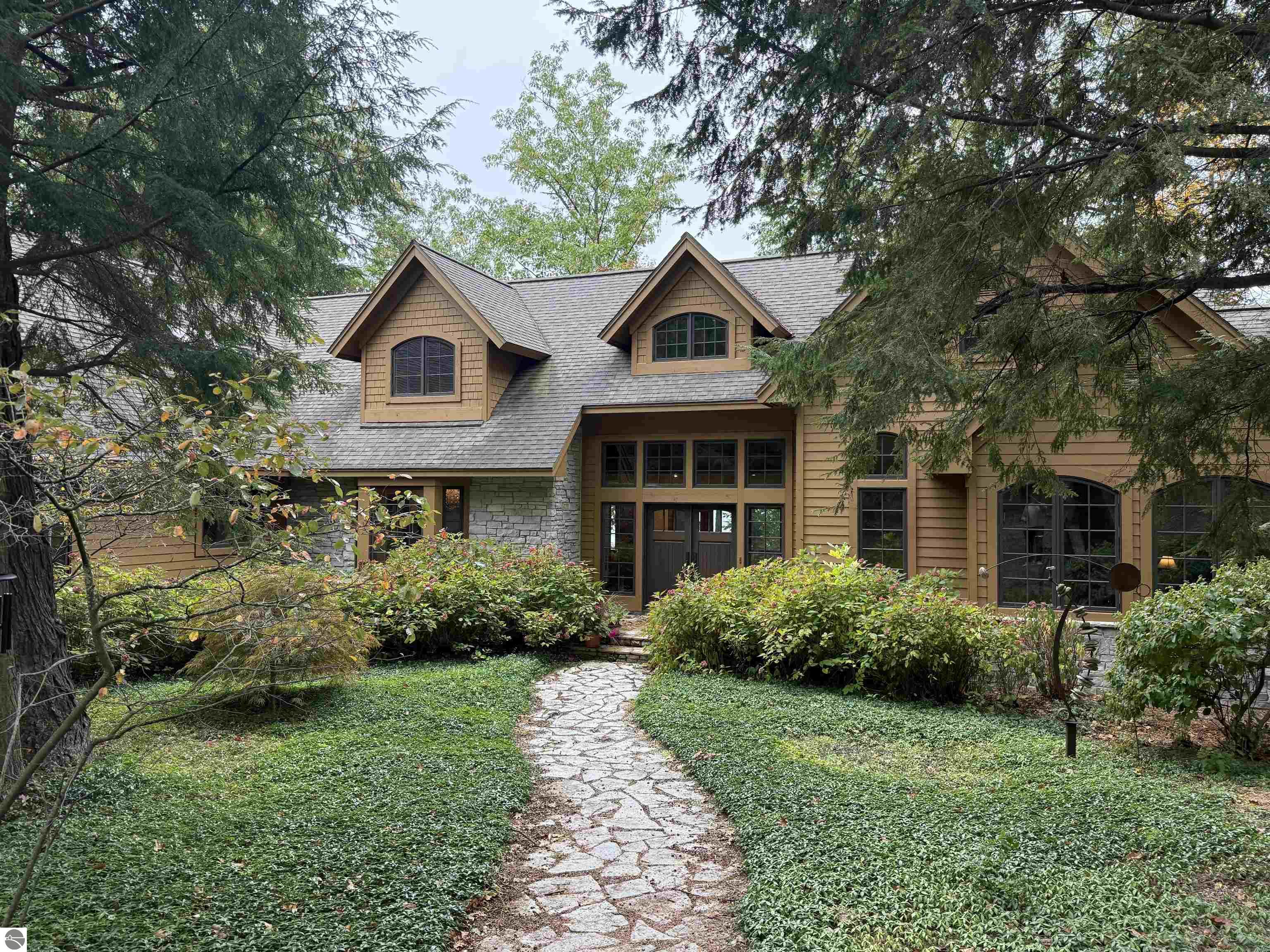 8489 Timbers Trail