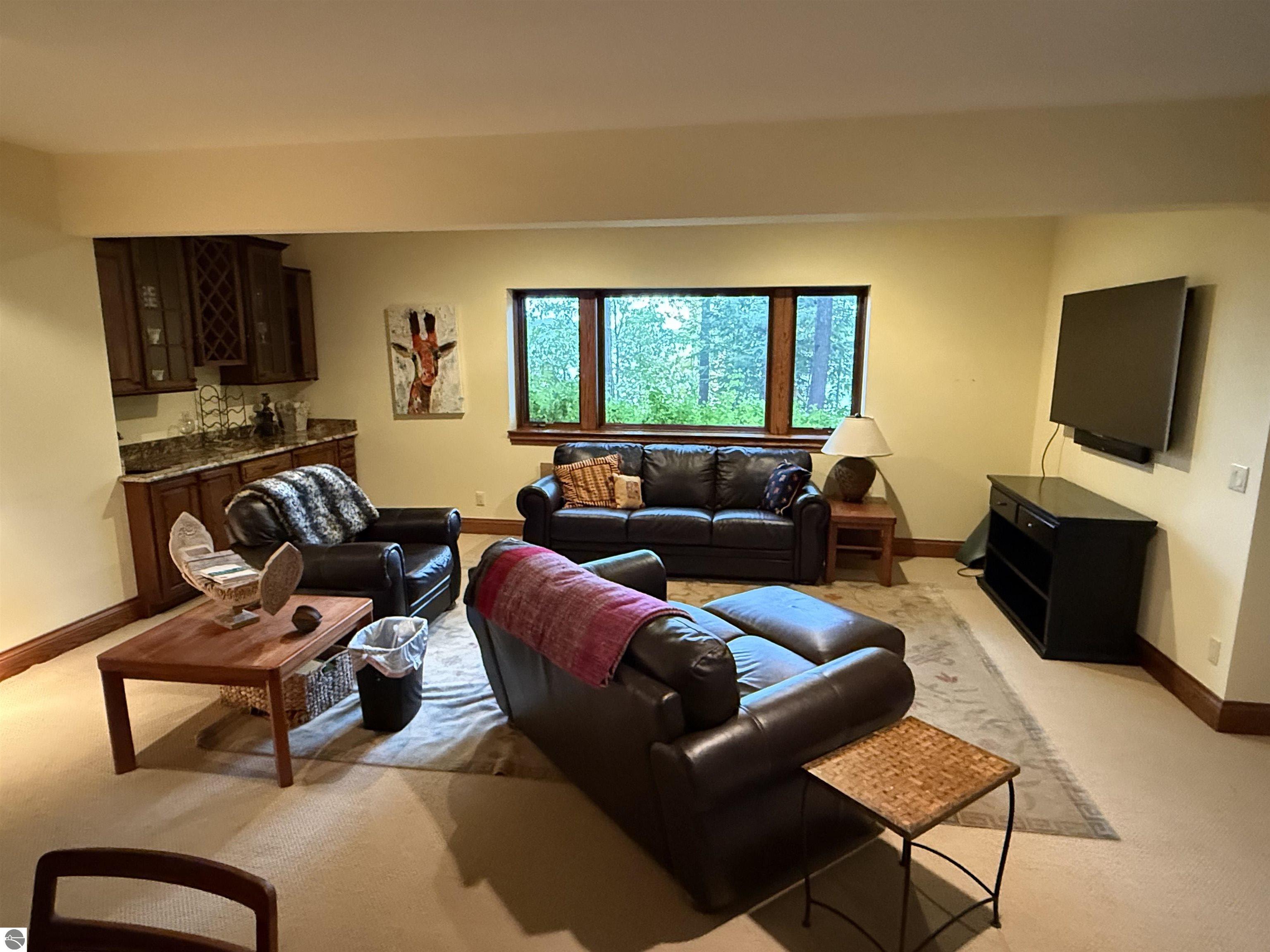 8489 Timbers Trail