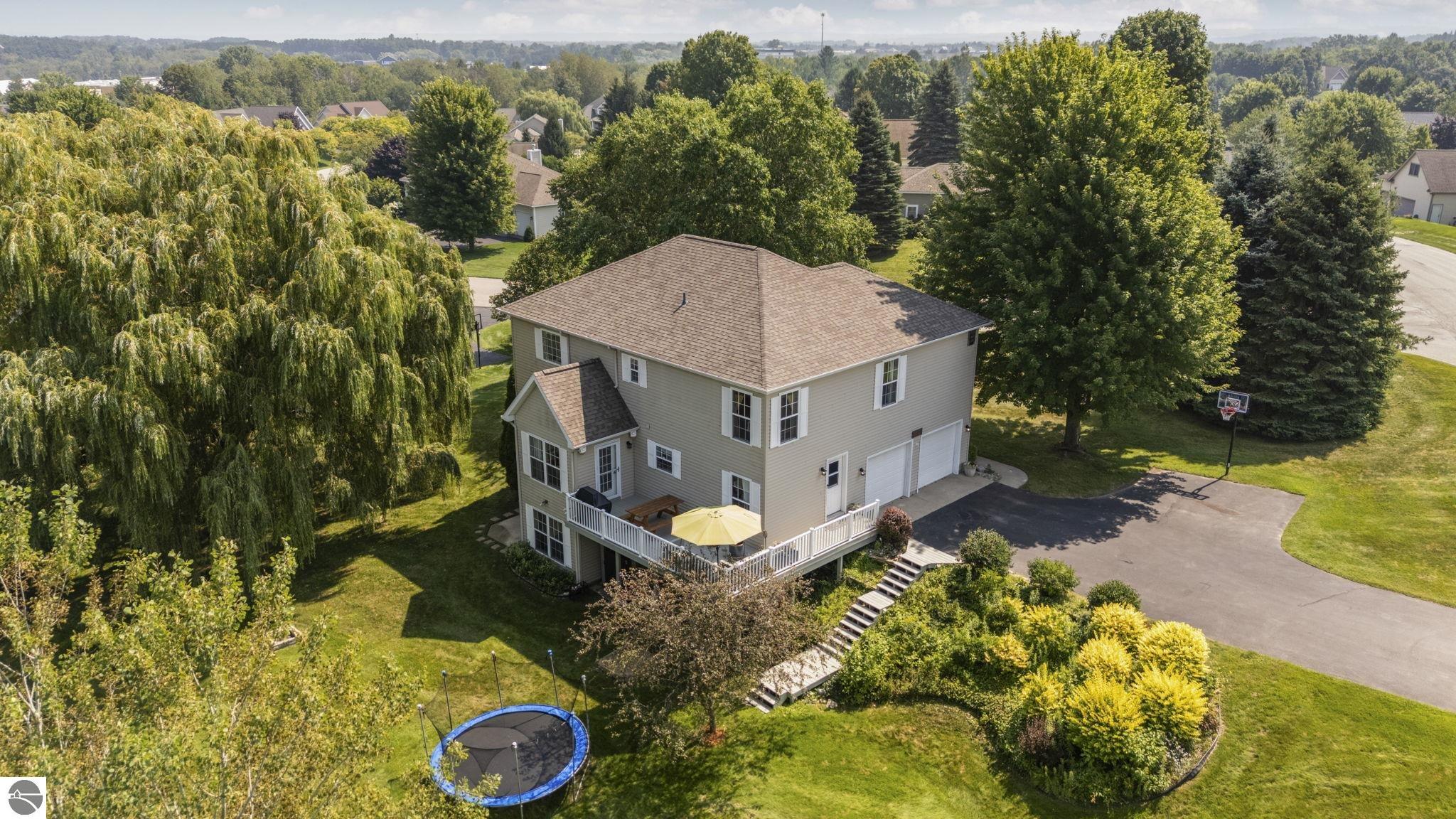 3934 Hidden Creek