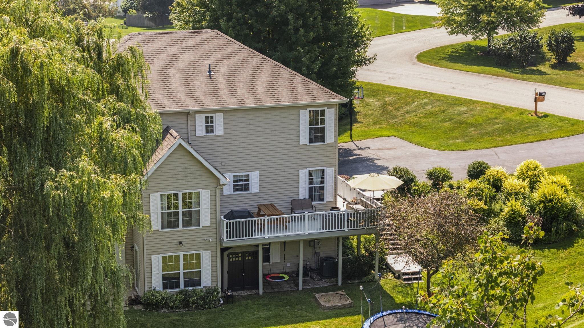 3934 Hidden Creek
