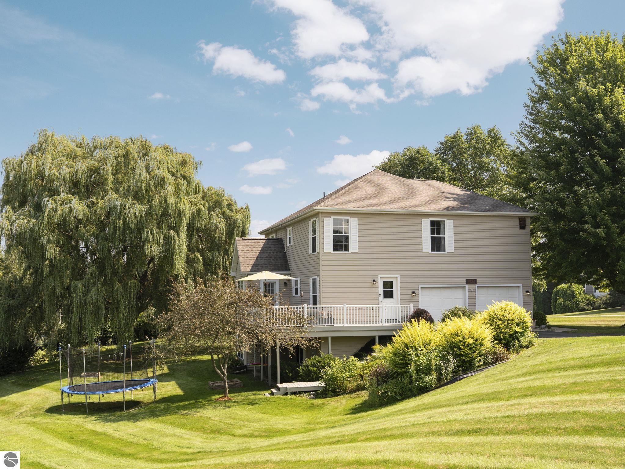3934 Hidden Creek