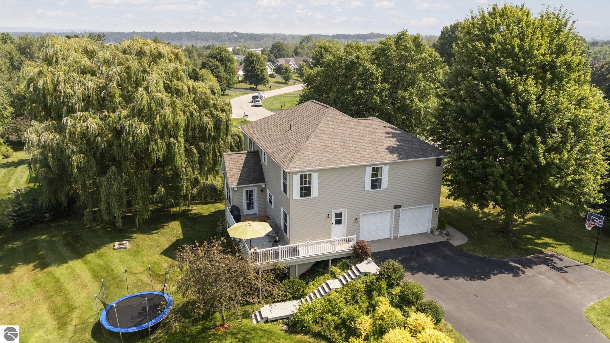 3934 Hidden Creek