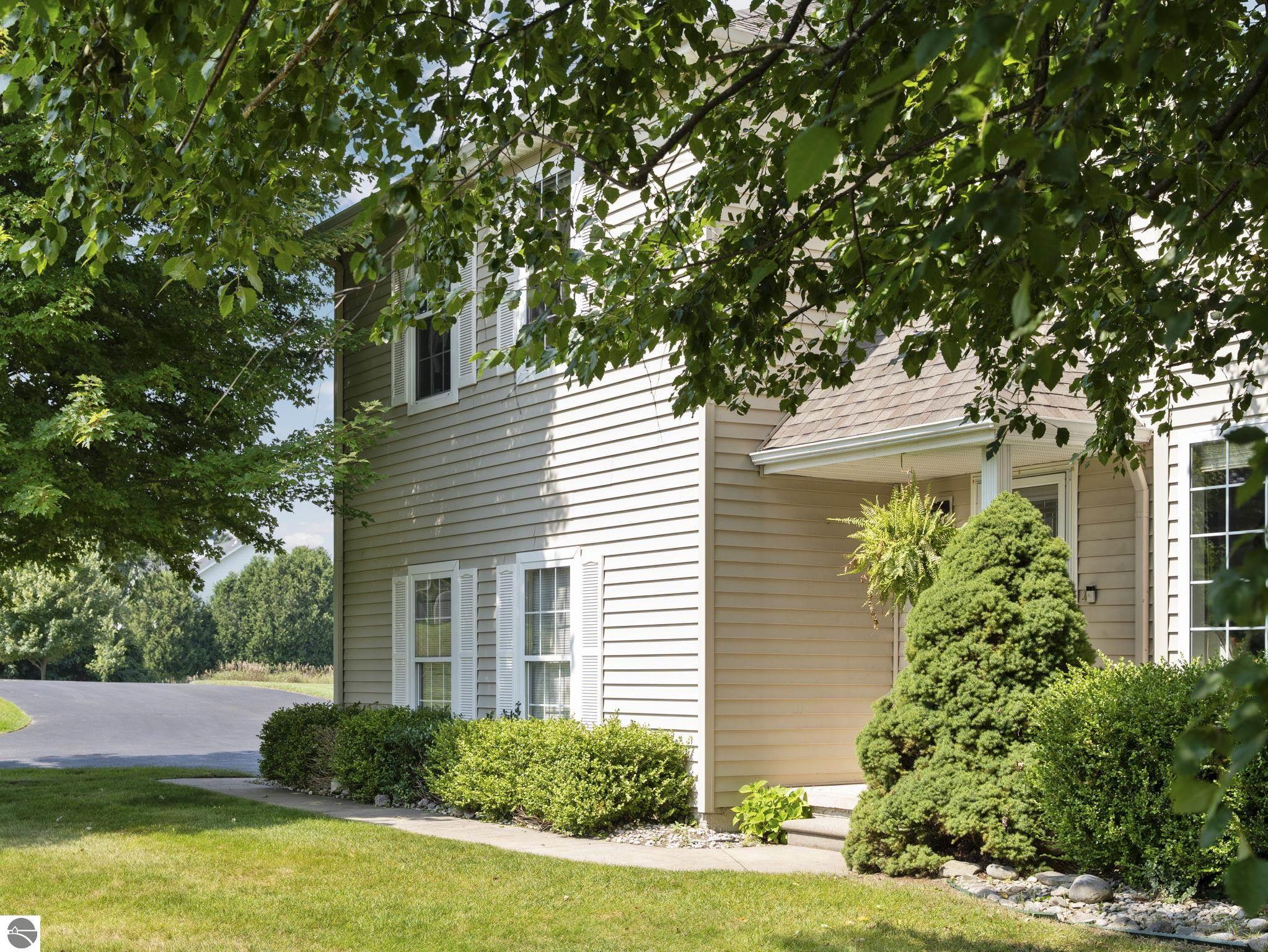 3934 Hidden Creek