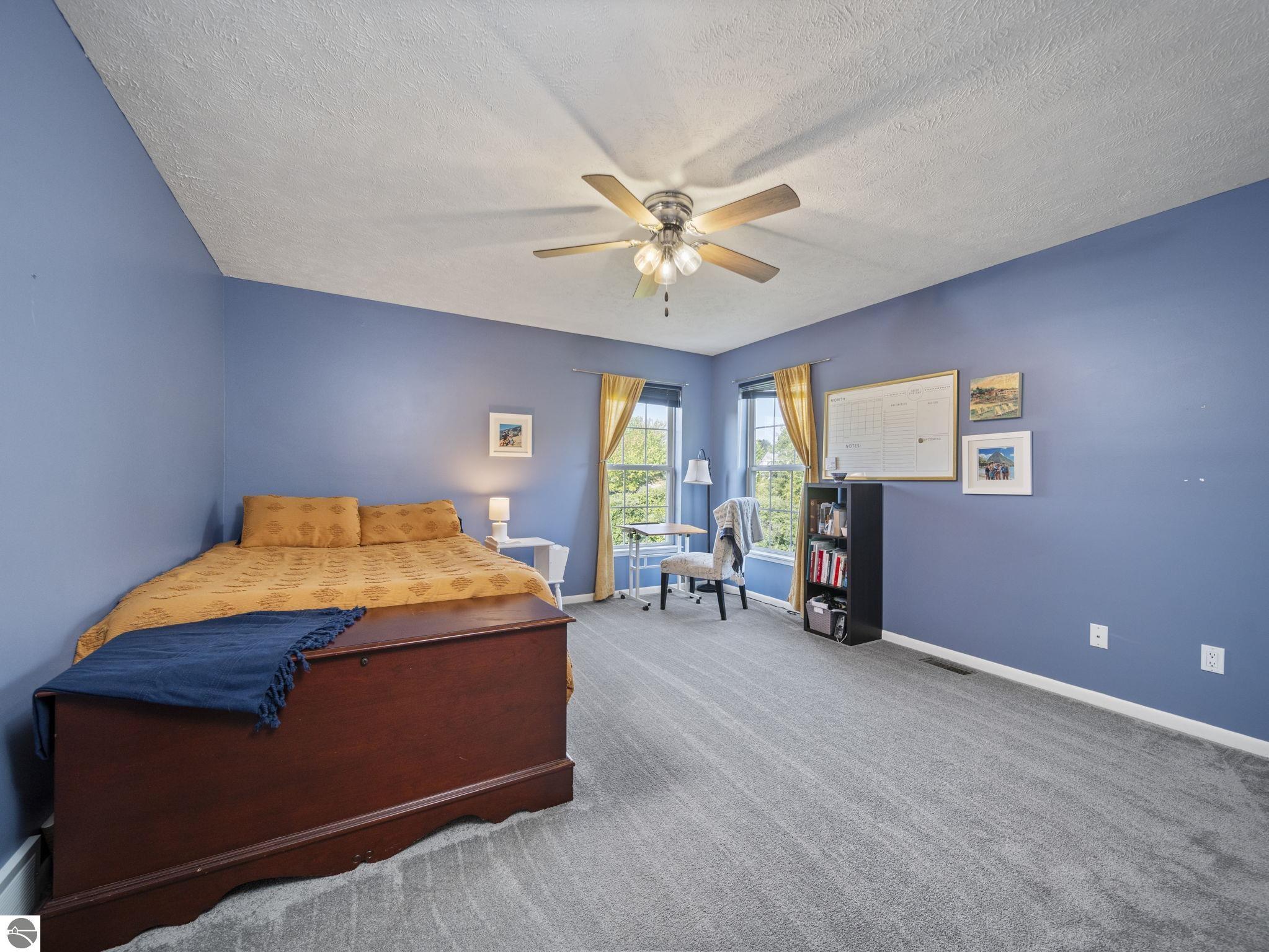 3934 Hidden Creek