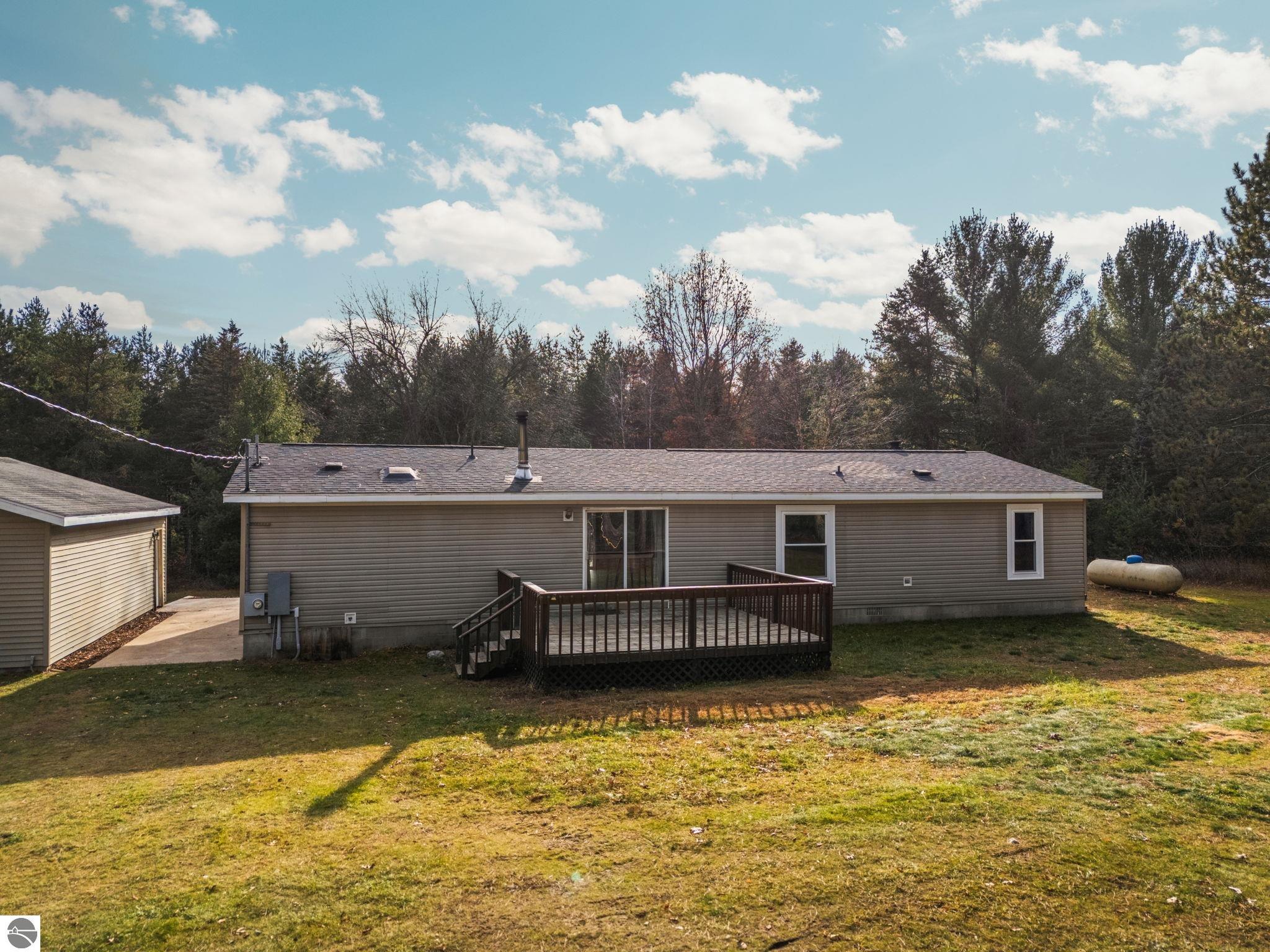5765 Lund Road, Sw