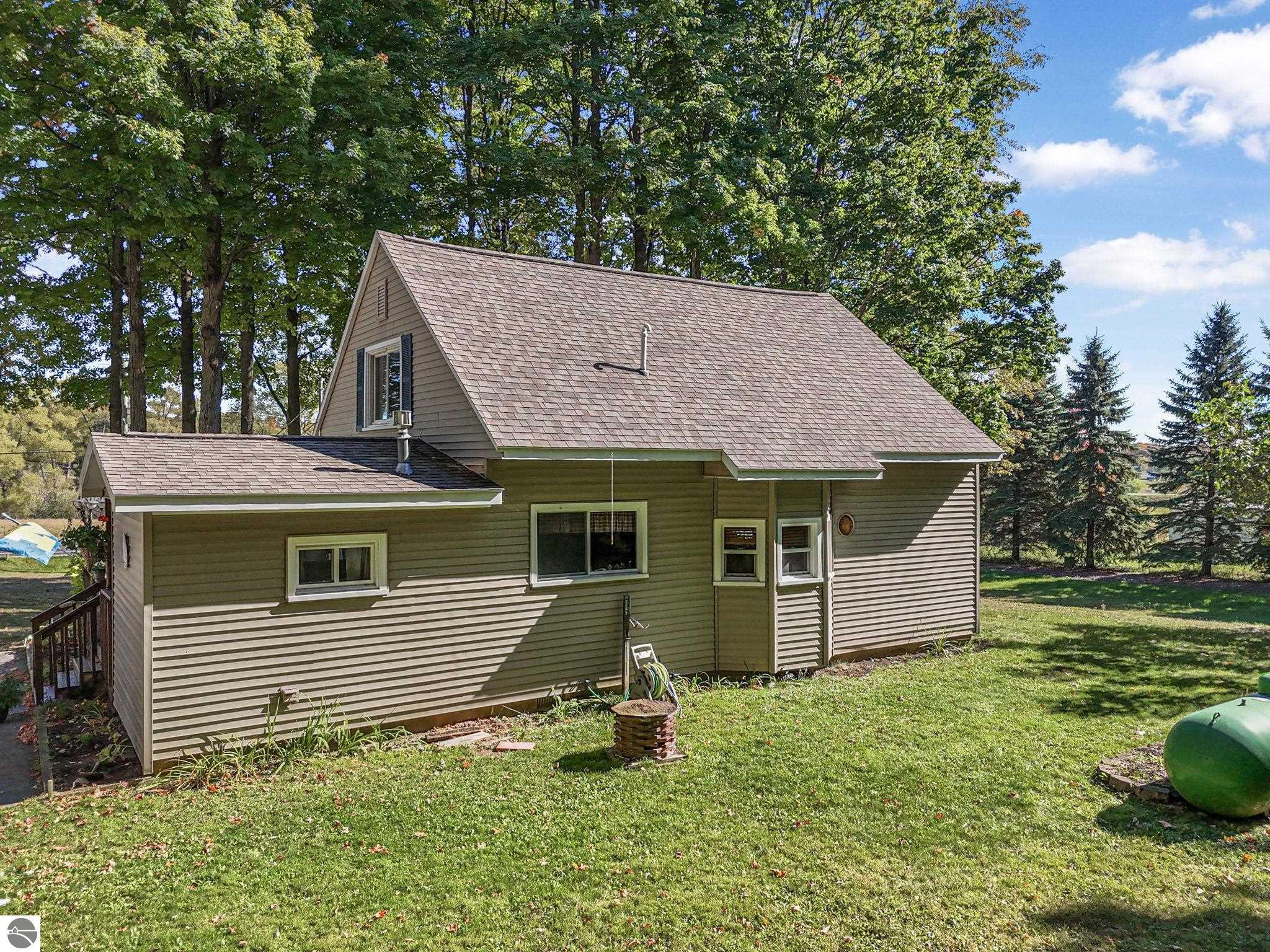 185 N Three Mile Road