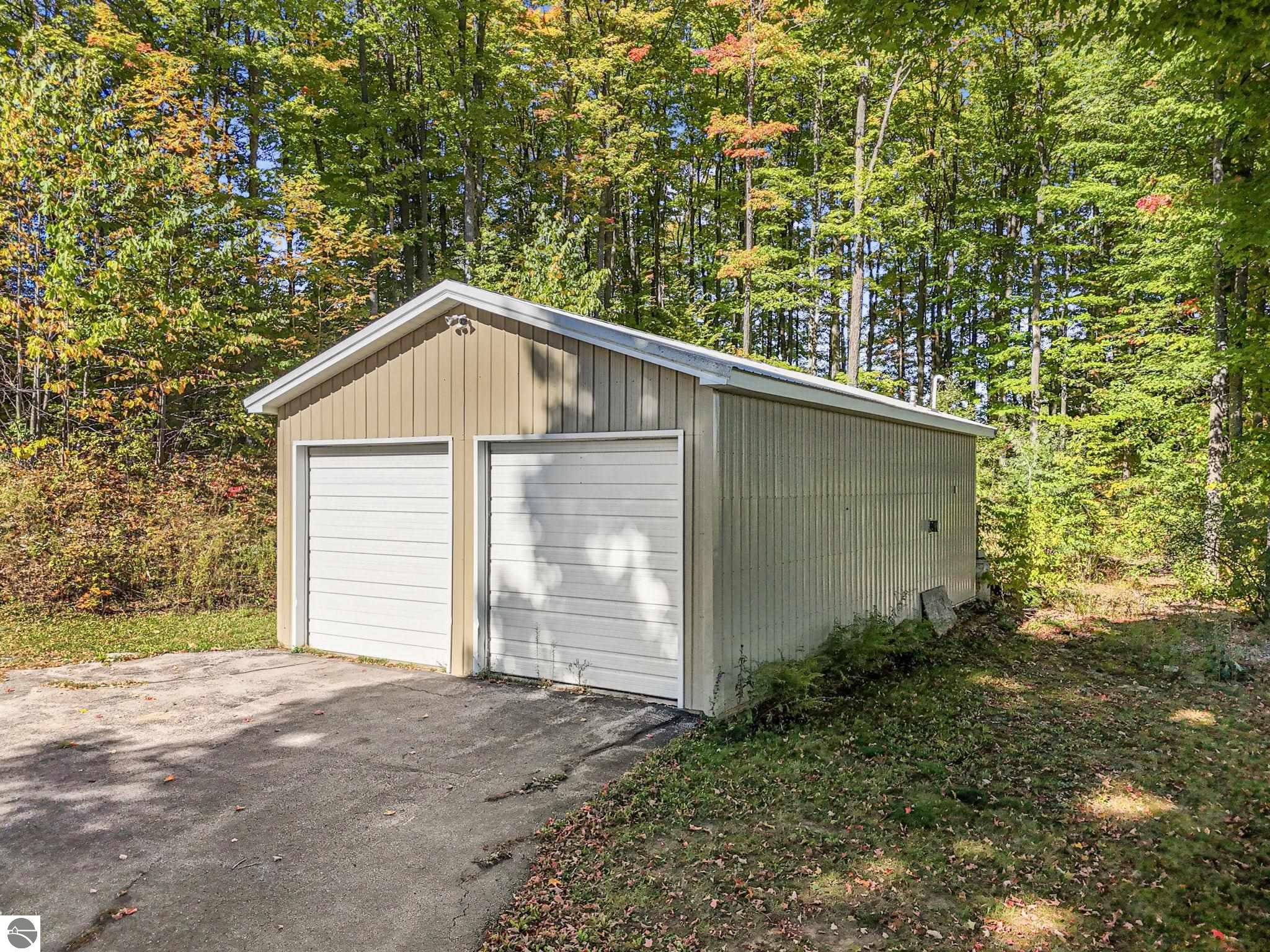 185 N Three Mile Road