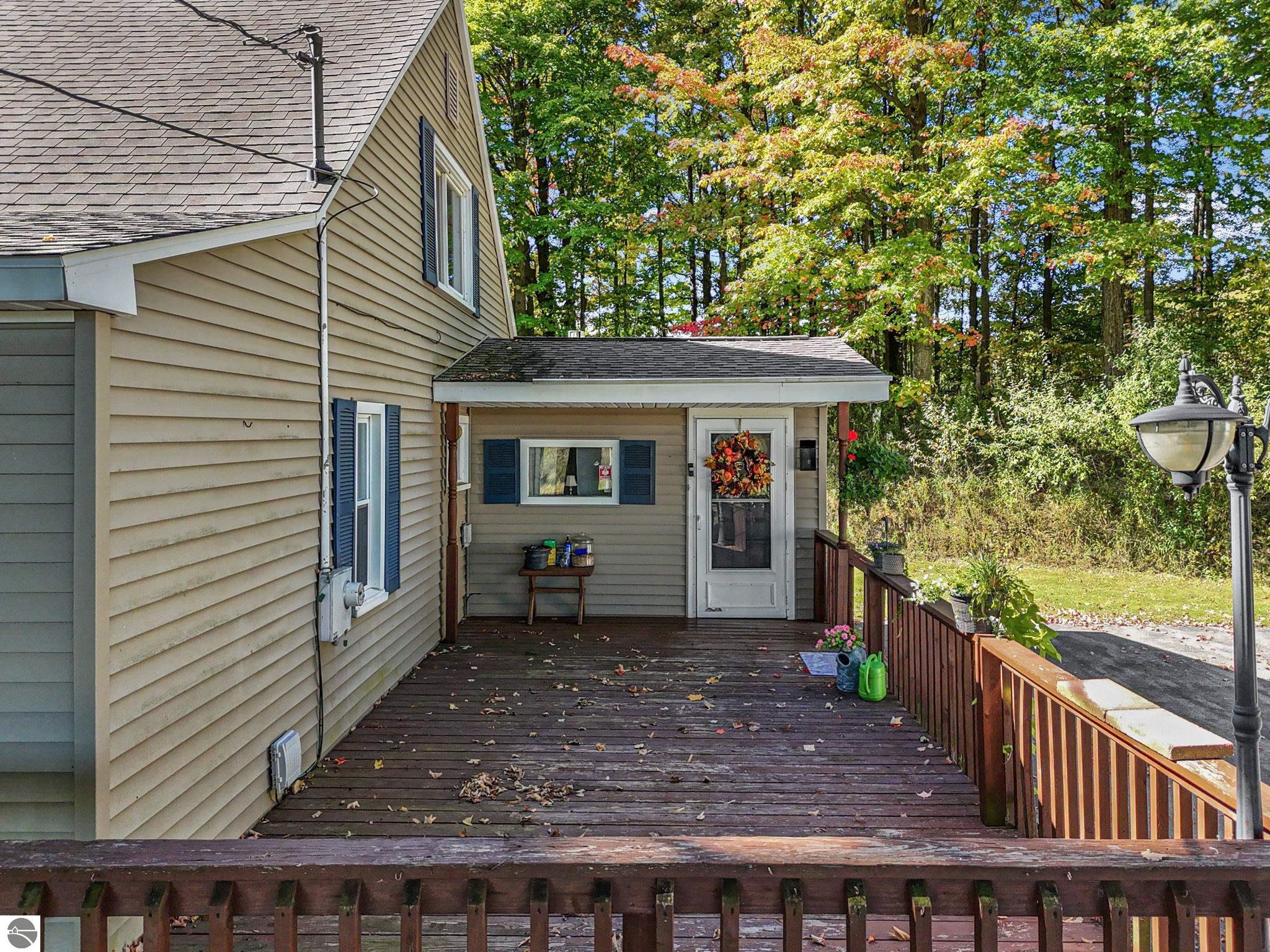 185 N Three Mile Road
