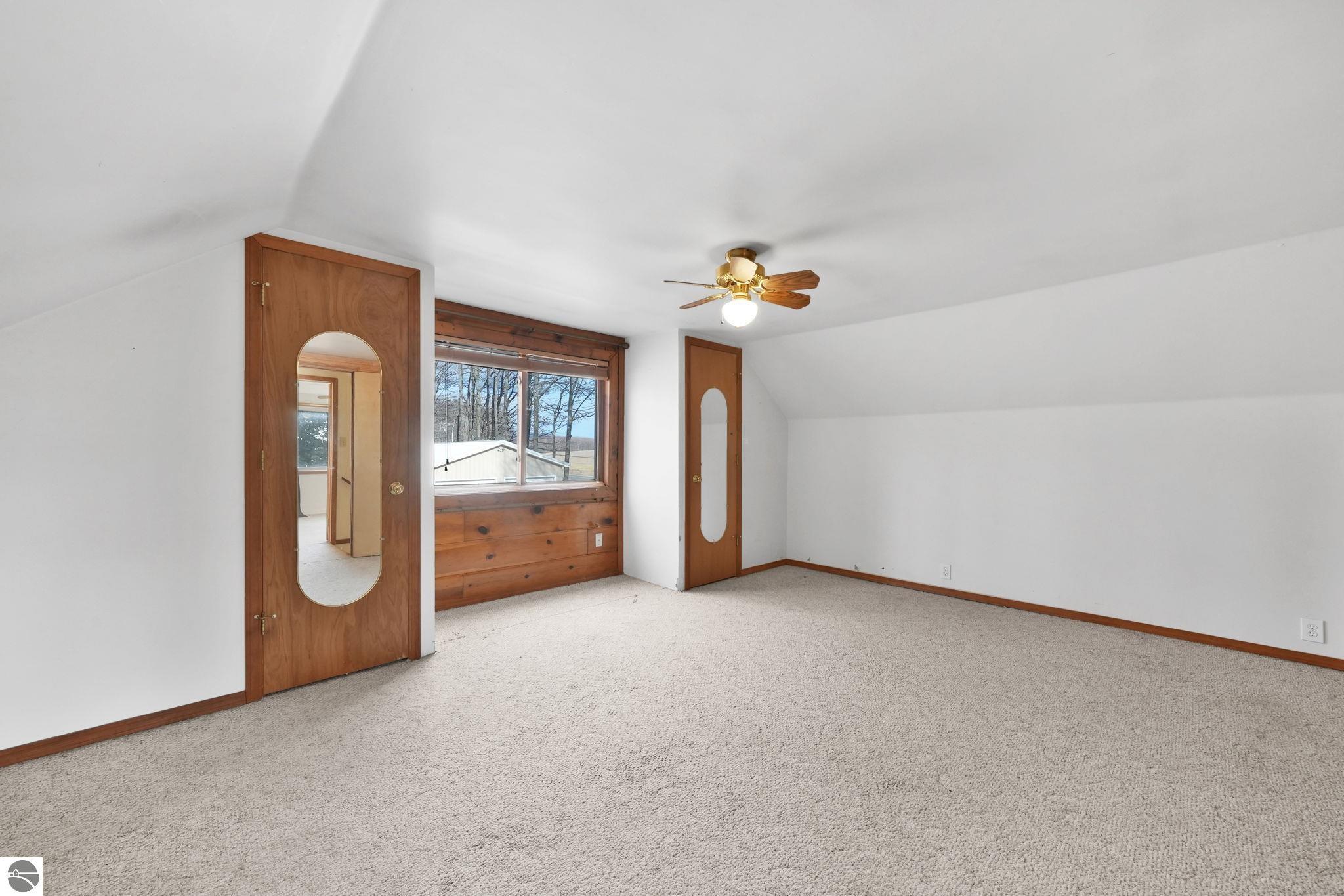 185 N Three Mile Road