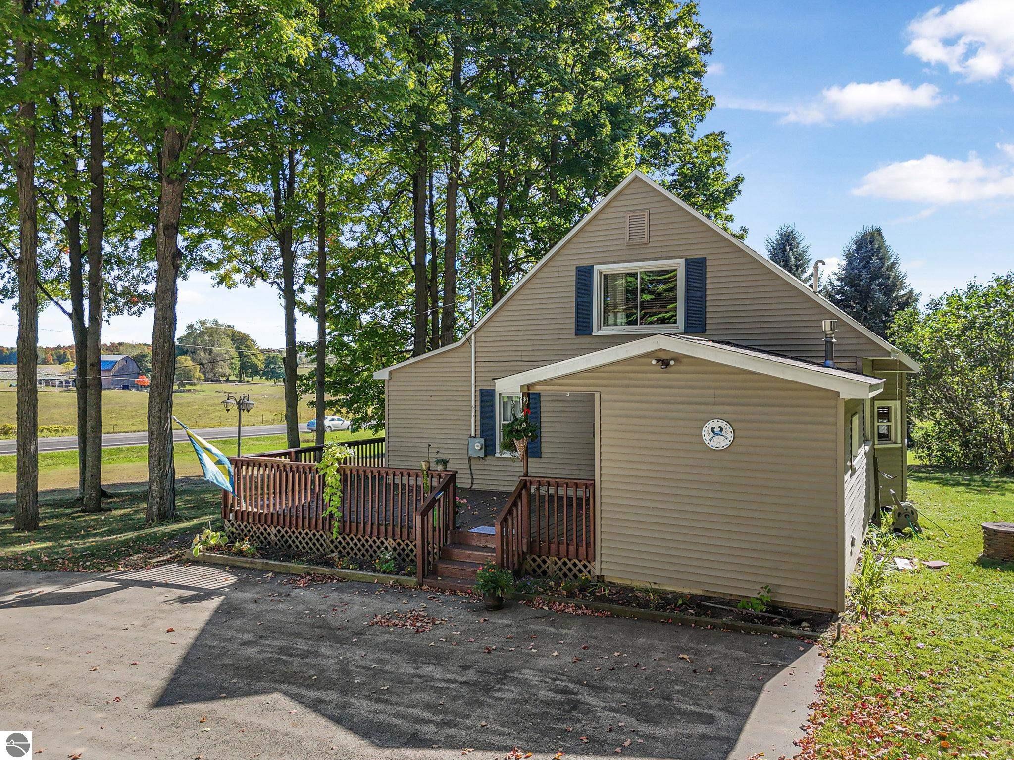 185 N Three Mile Road