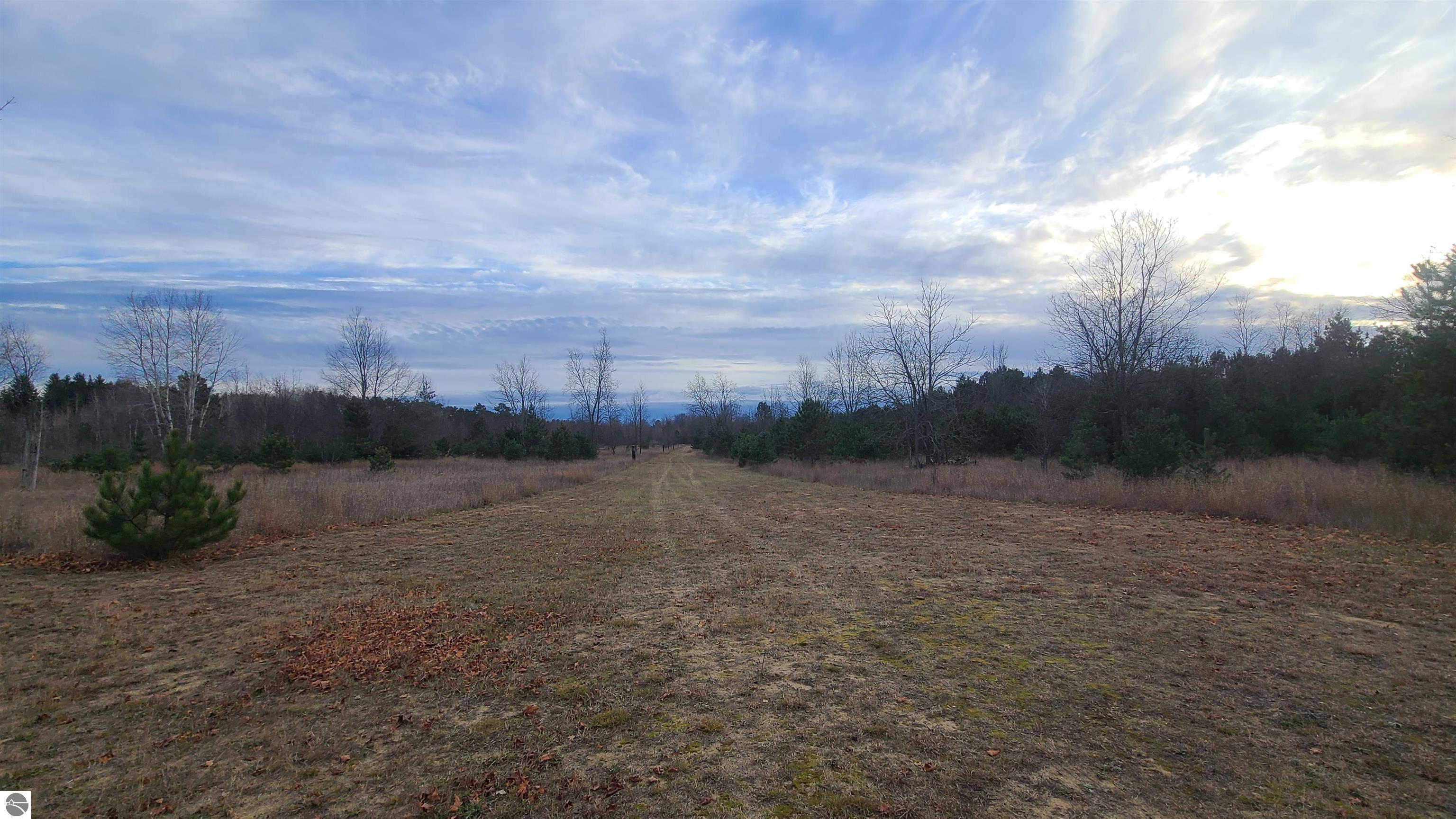 740 E East County Line Road