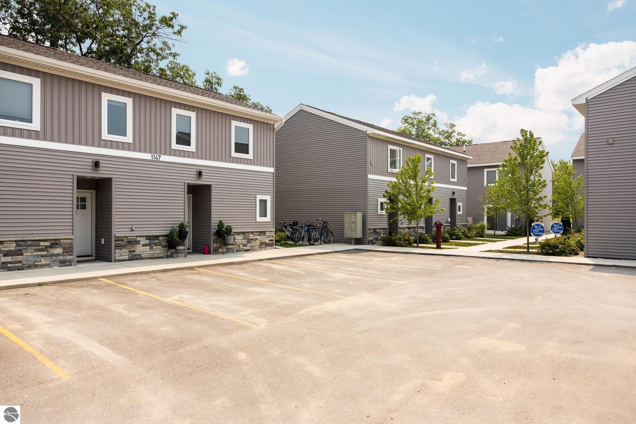 1143 E Eighth Street # 2