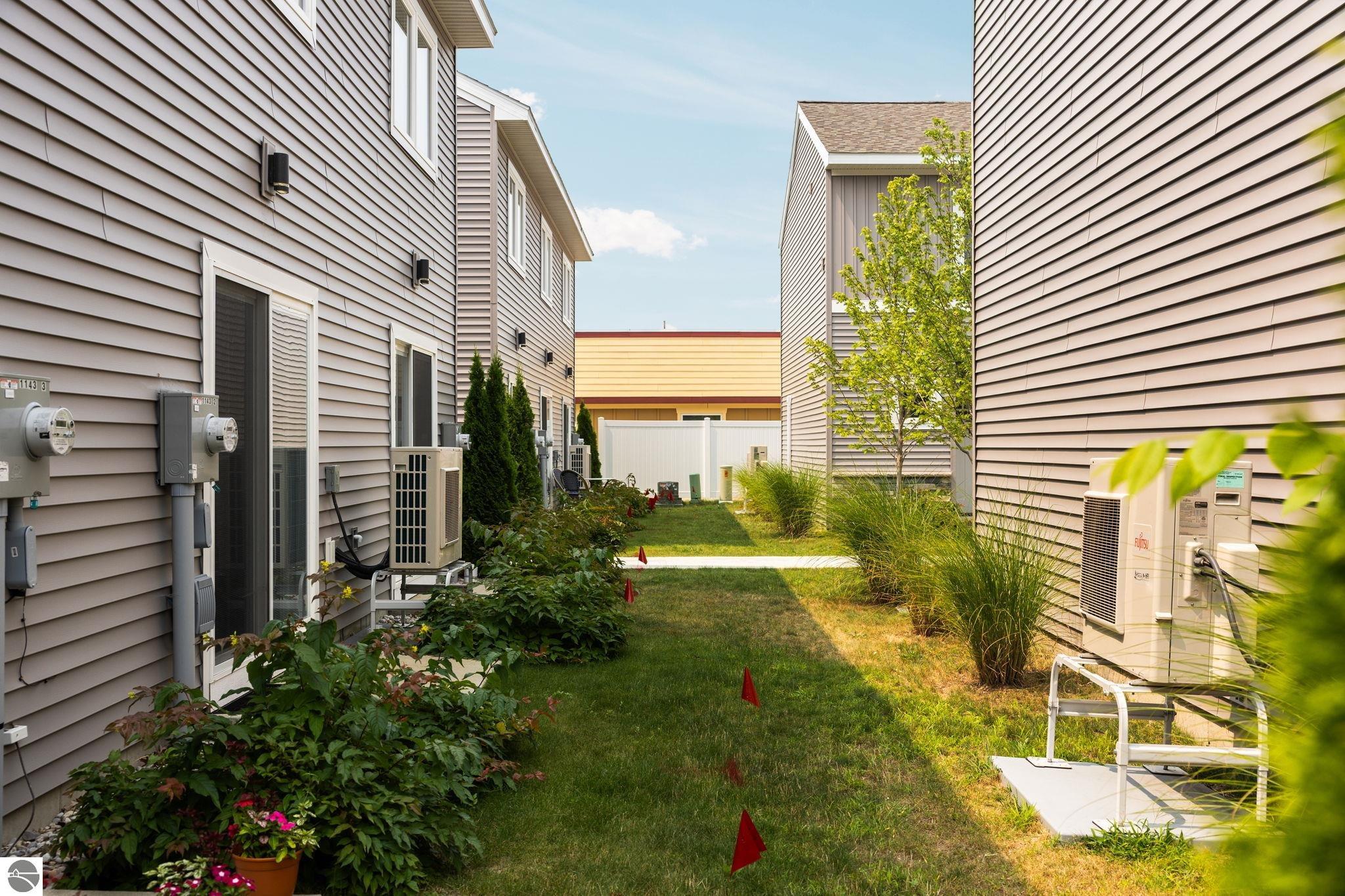 1143 E Eighth Street # 2