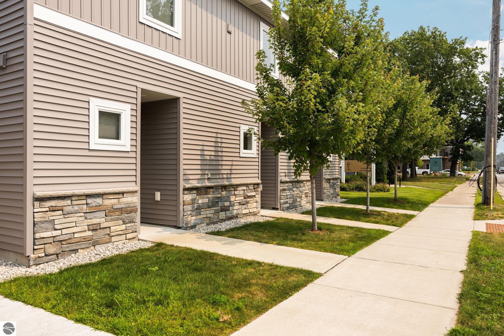 1143 E Eighth Street # 2