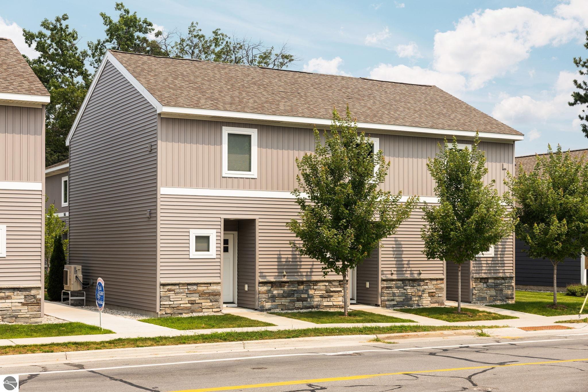 1143 E Eighth Street # 2