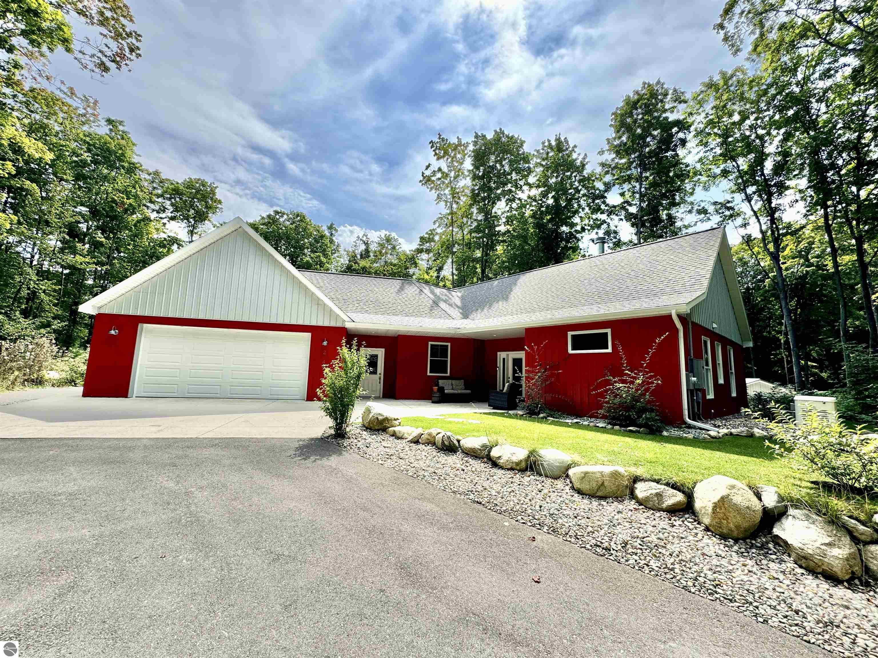 2144 N Jacobson Road